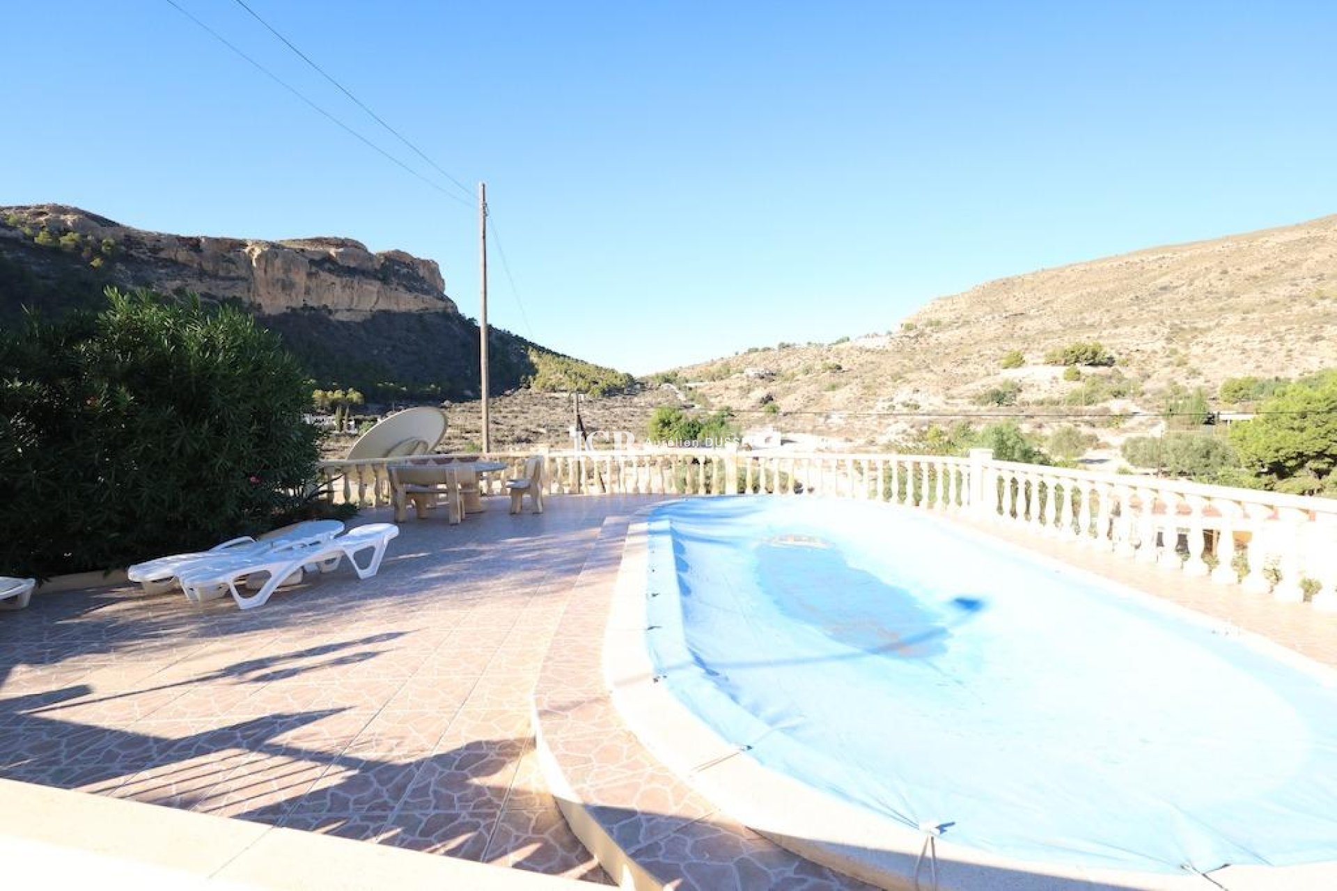 Resale - Villa -
Crevillent - Crevillente