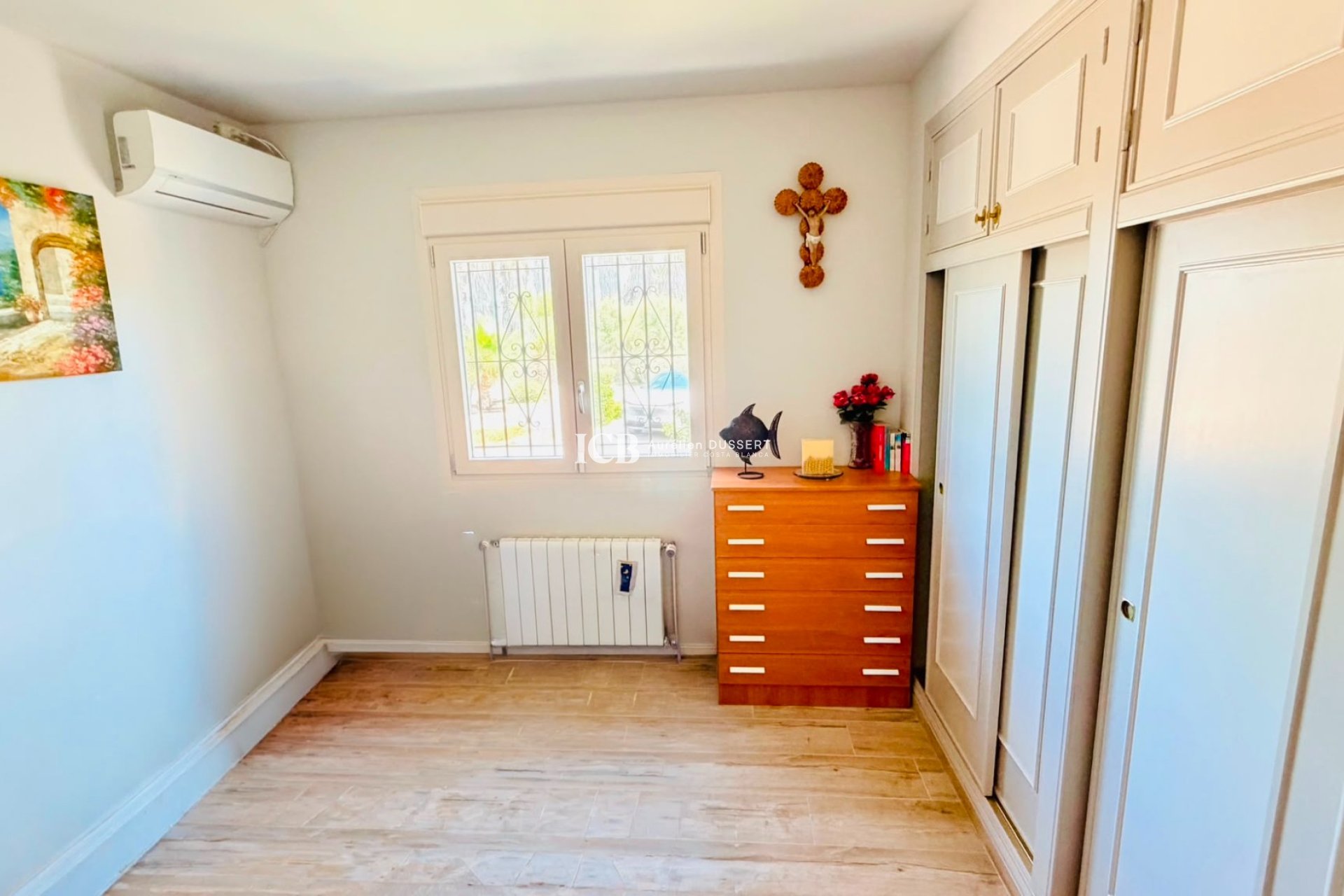 Resale - Villa -
Daya Vieja