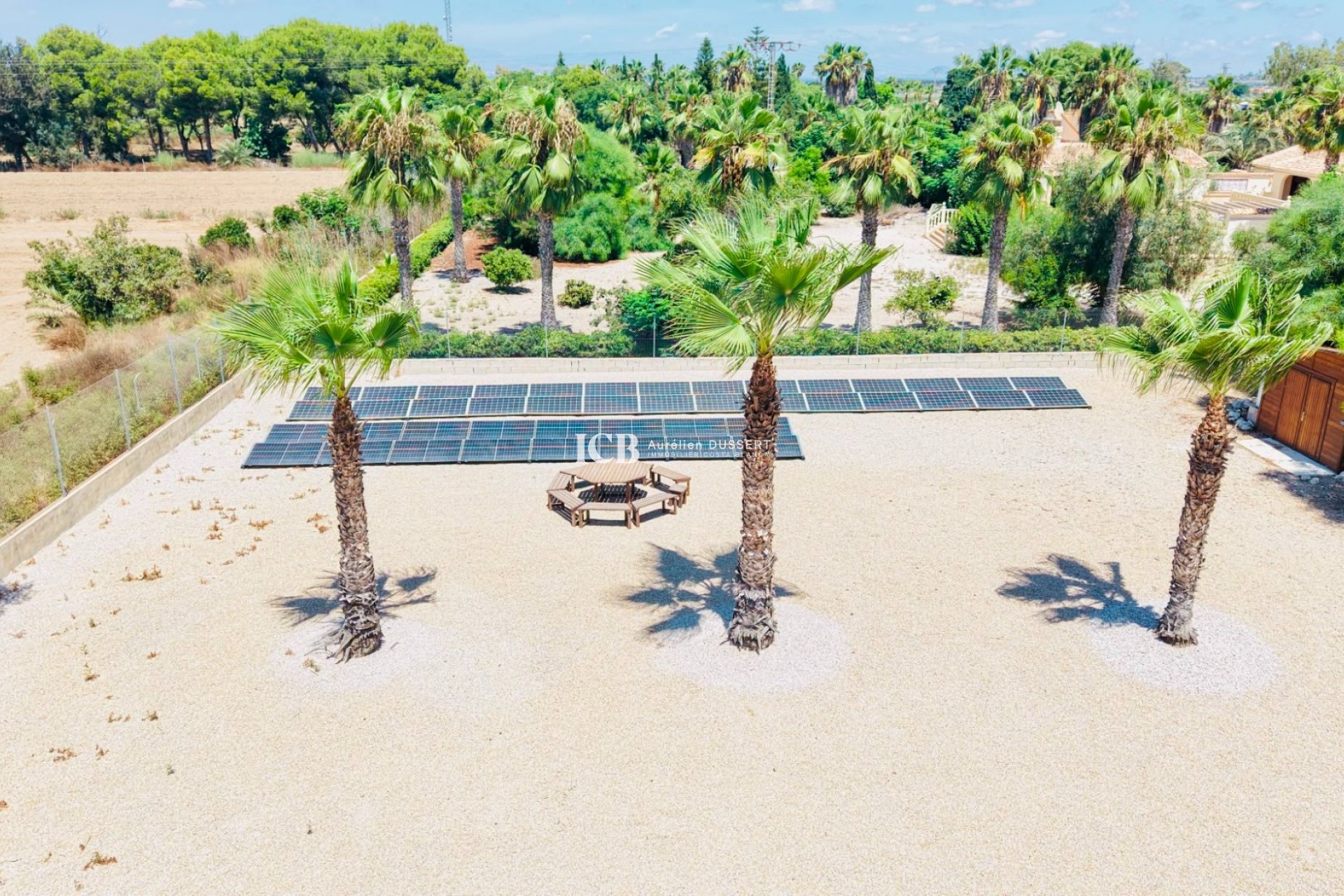 Resale - Villa -
Daya Vieja