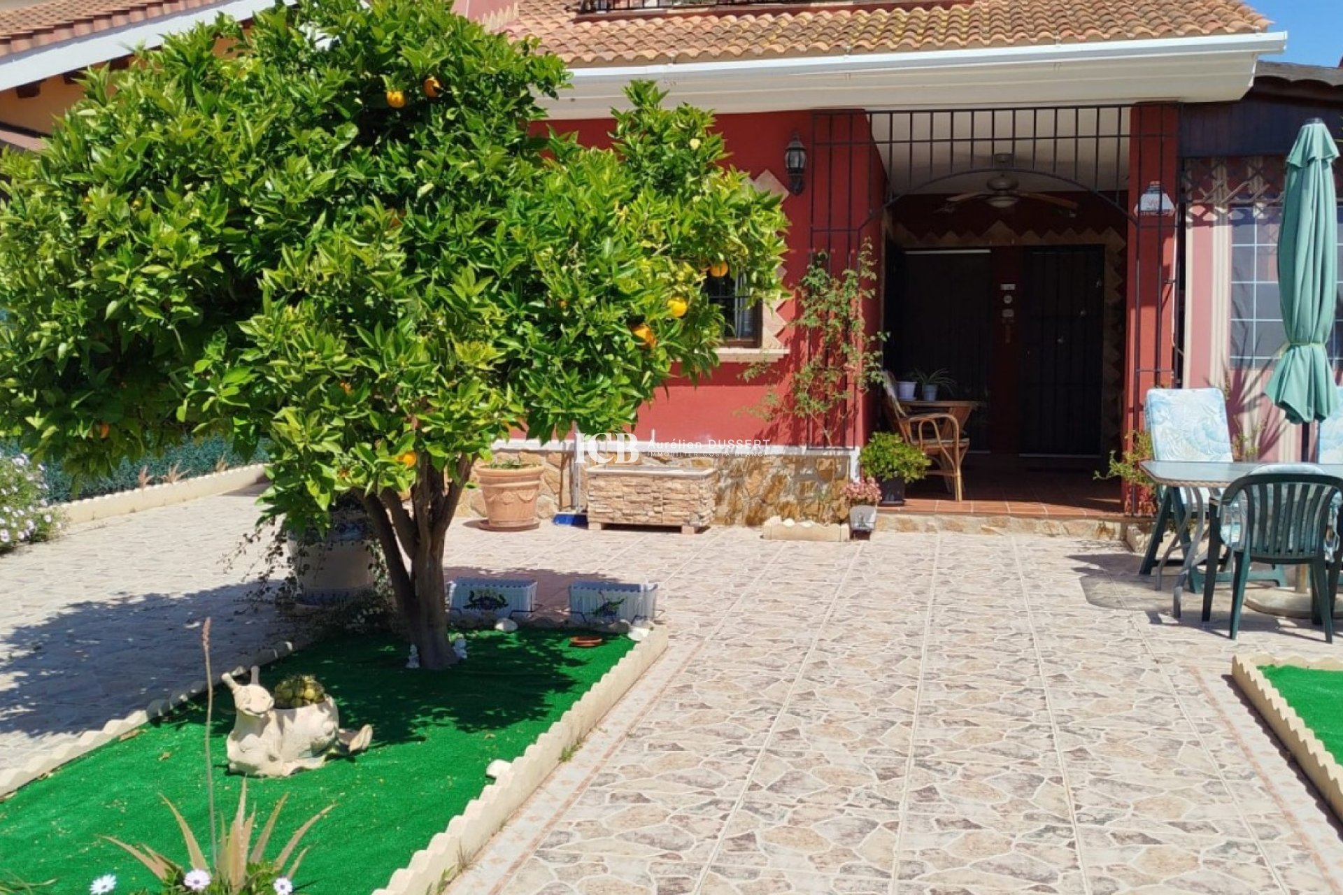 Resale - Villa -
Guardamar del Segura - El Raso