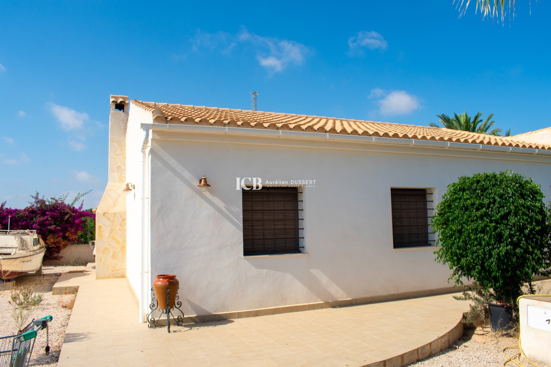 Resale - Villa -
Guardamar del Segura - El Raso