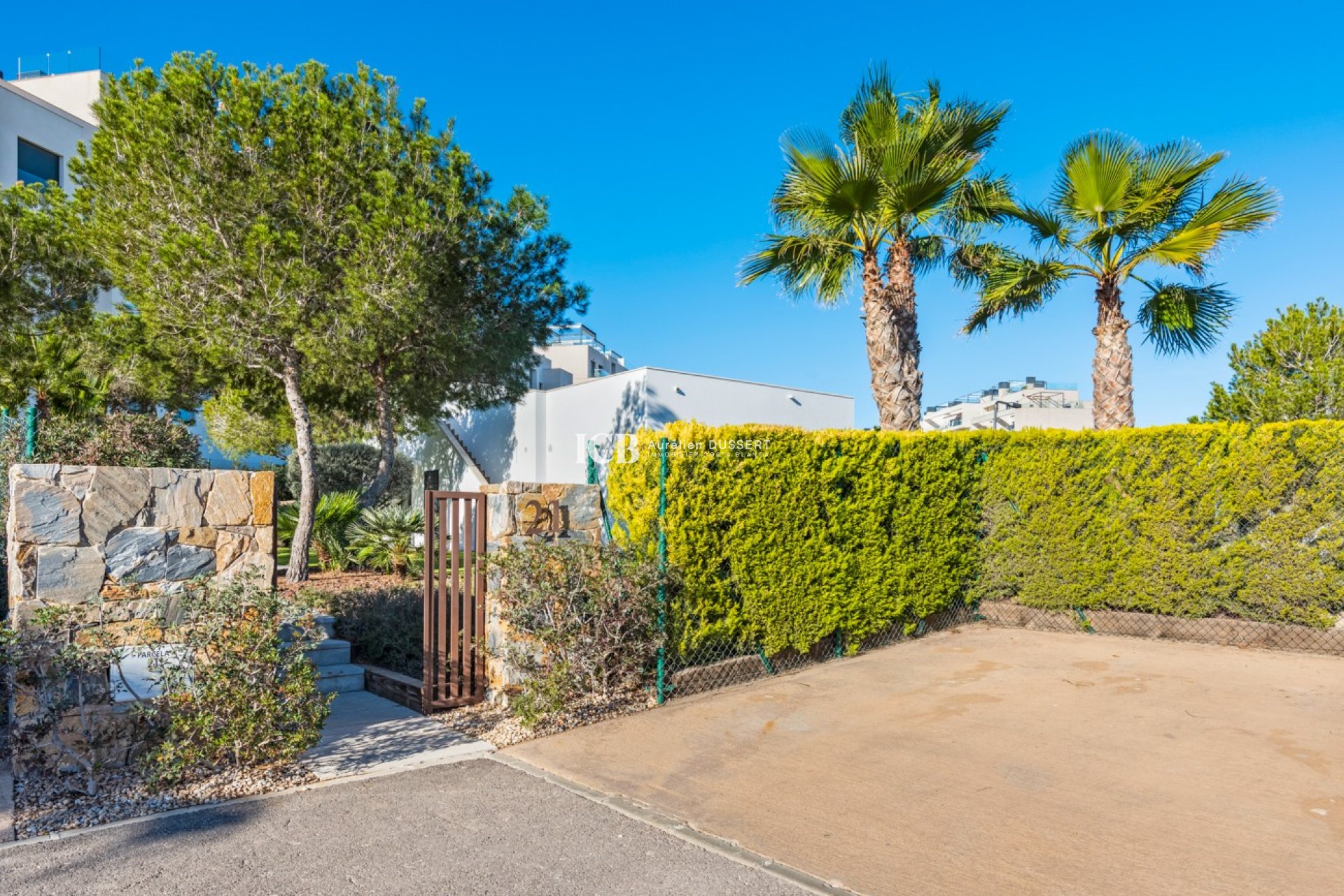 Resale - Villa -
Las Colinas Golf - Las Colinas golf