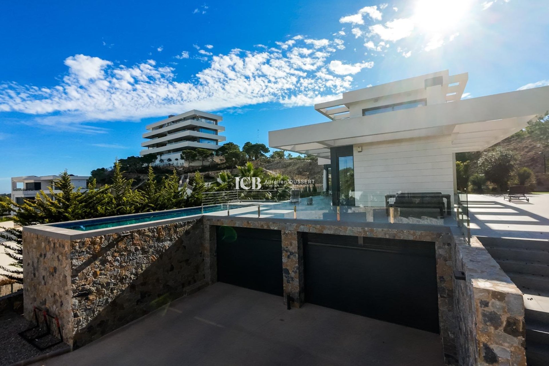 Resale - Villa -
Las Colinas Golf