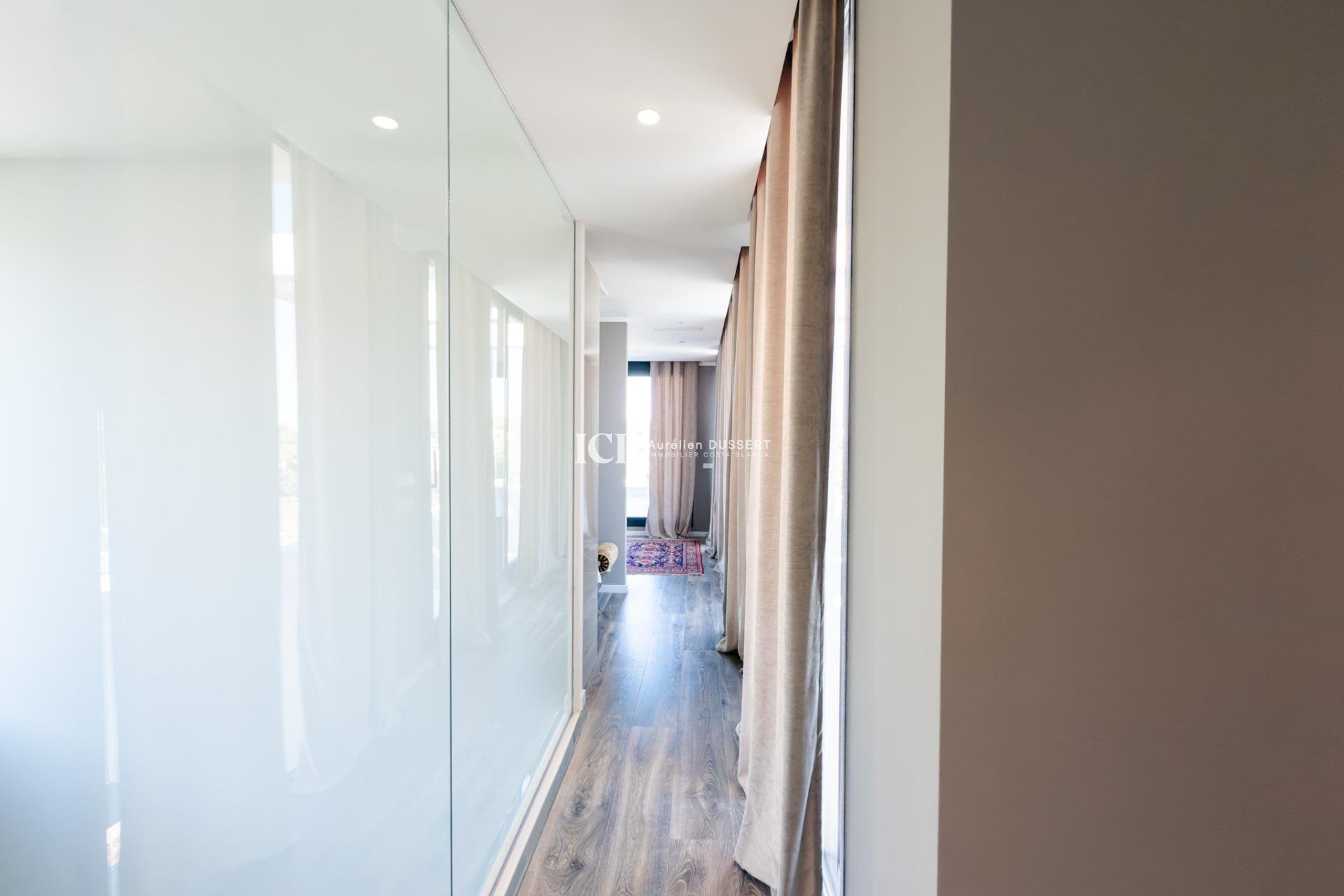 Resale - Villa -
Las Colinas Golf