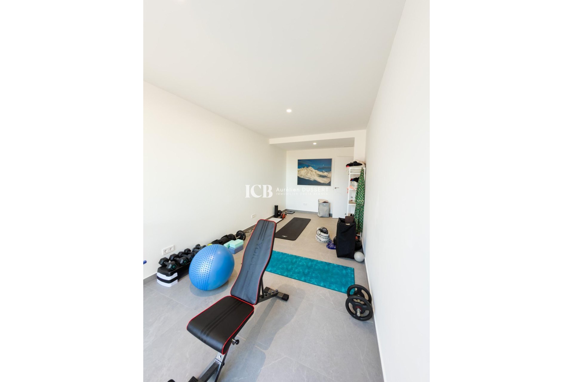 Resale - Villa -
Las Colinas Golf