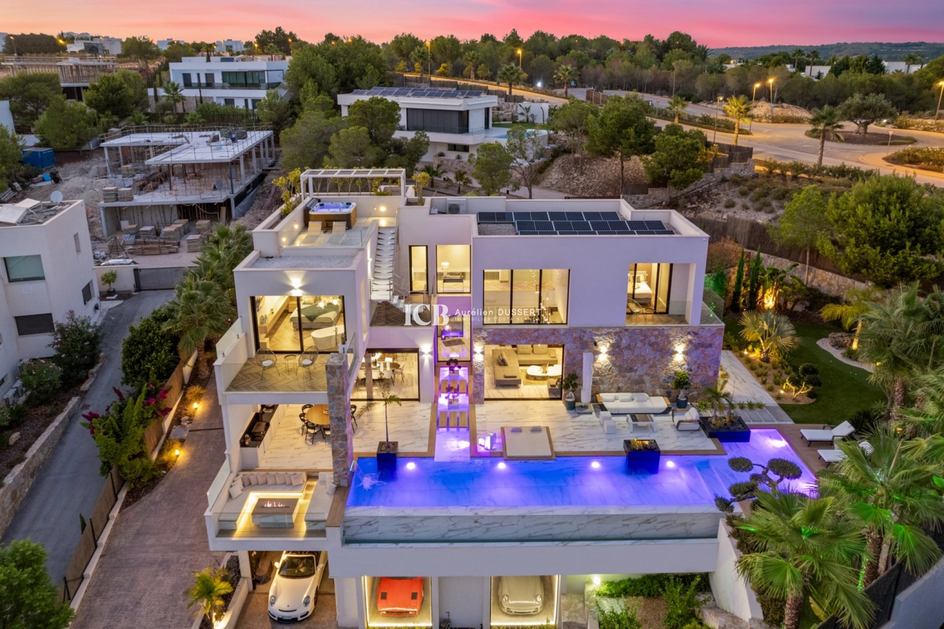 Resale - Villa -
Las Colinas Golf