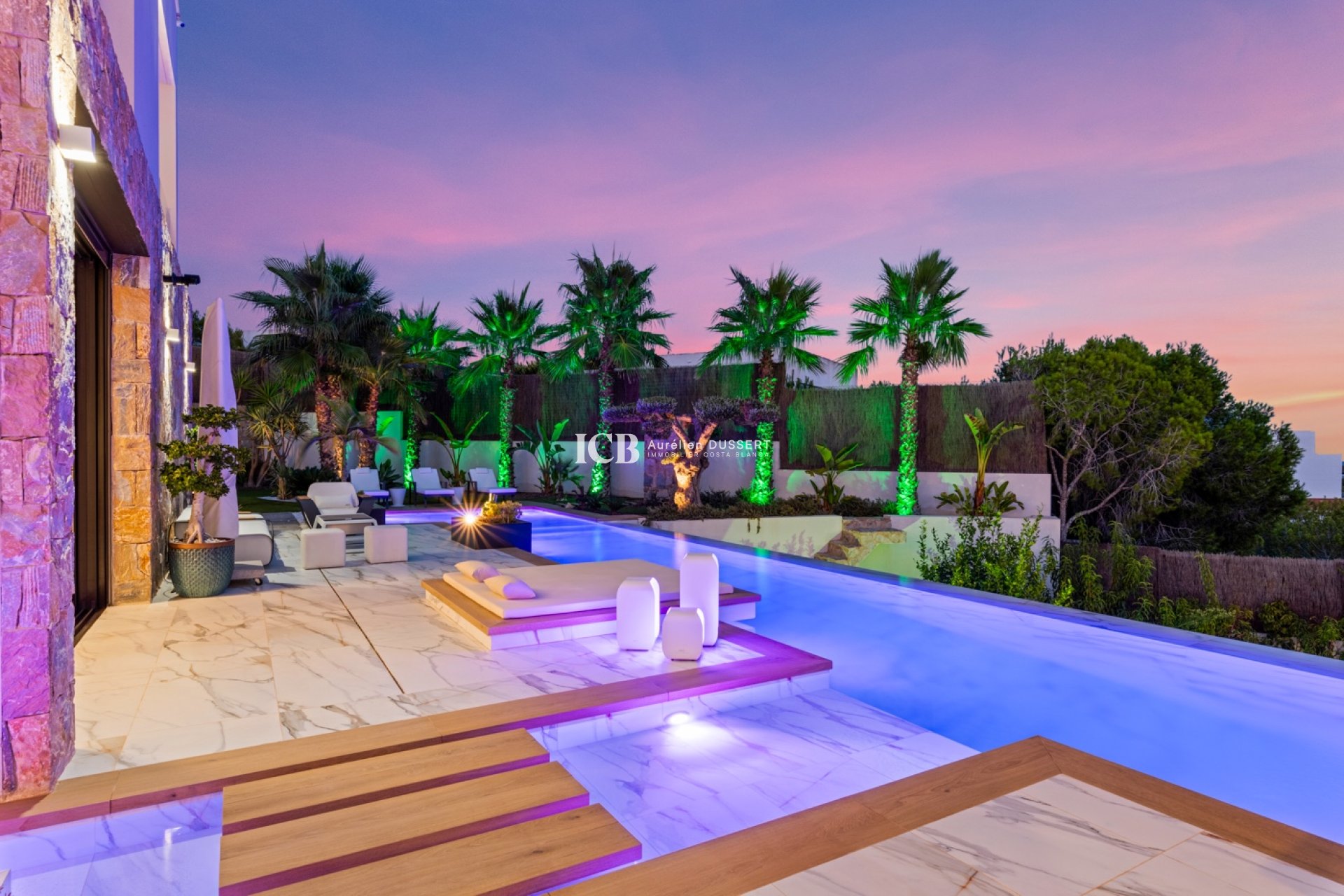 Resale - Villa -
Las Colinas Golf