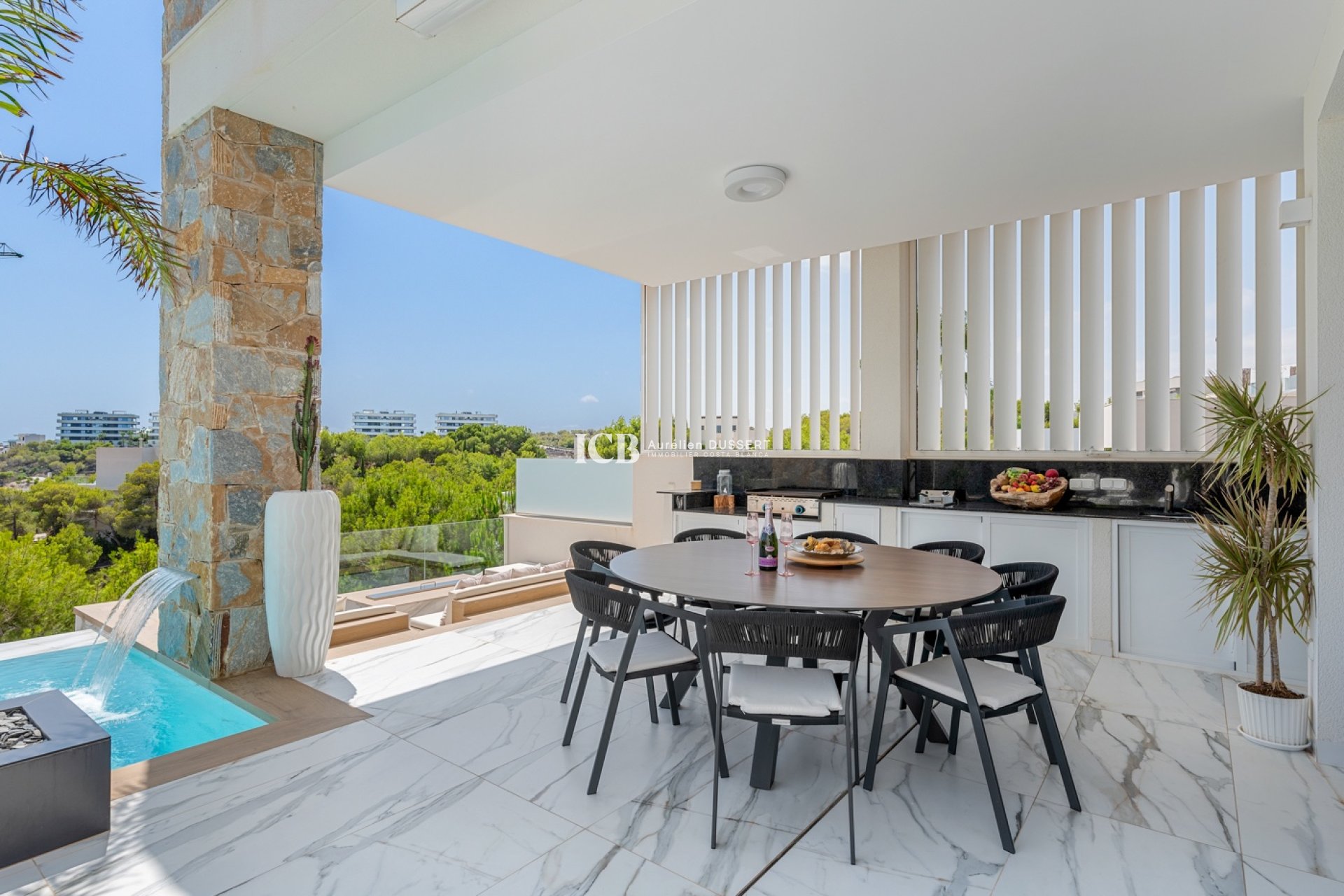 Resale - Villa -
Las Colinas Golf