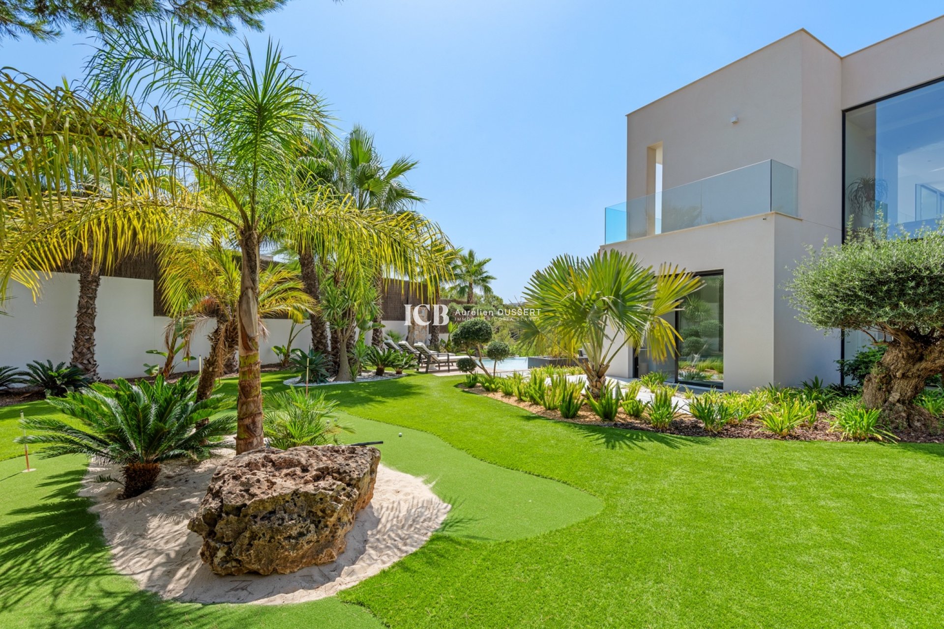 Resale - Villa -
Las Colinas Golf