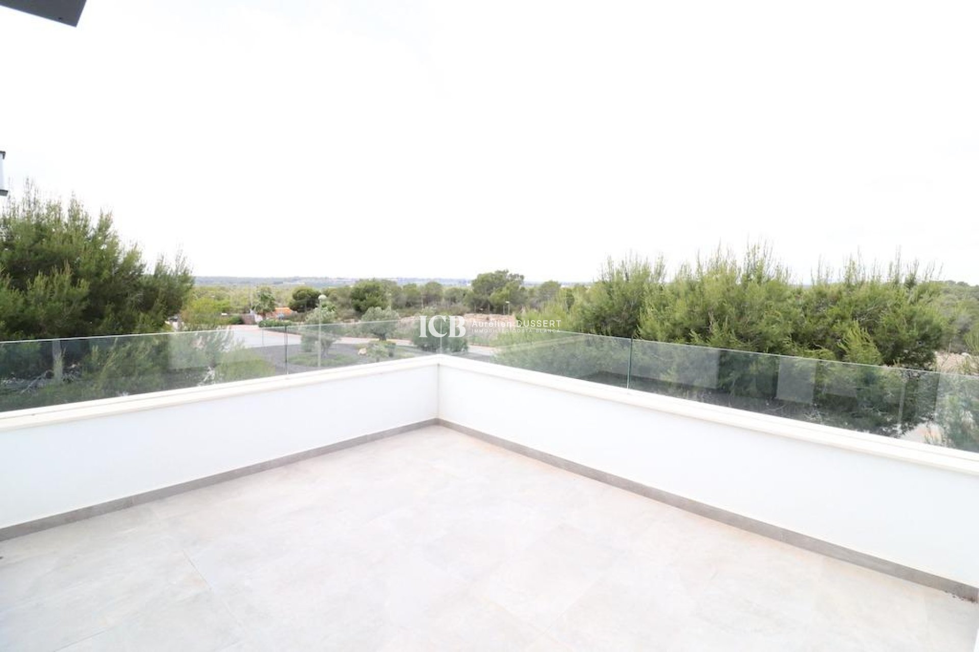 Resale - Villa -
Las Colinas Golf