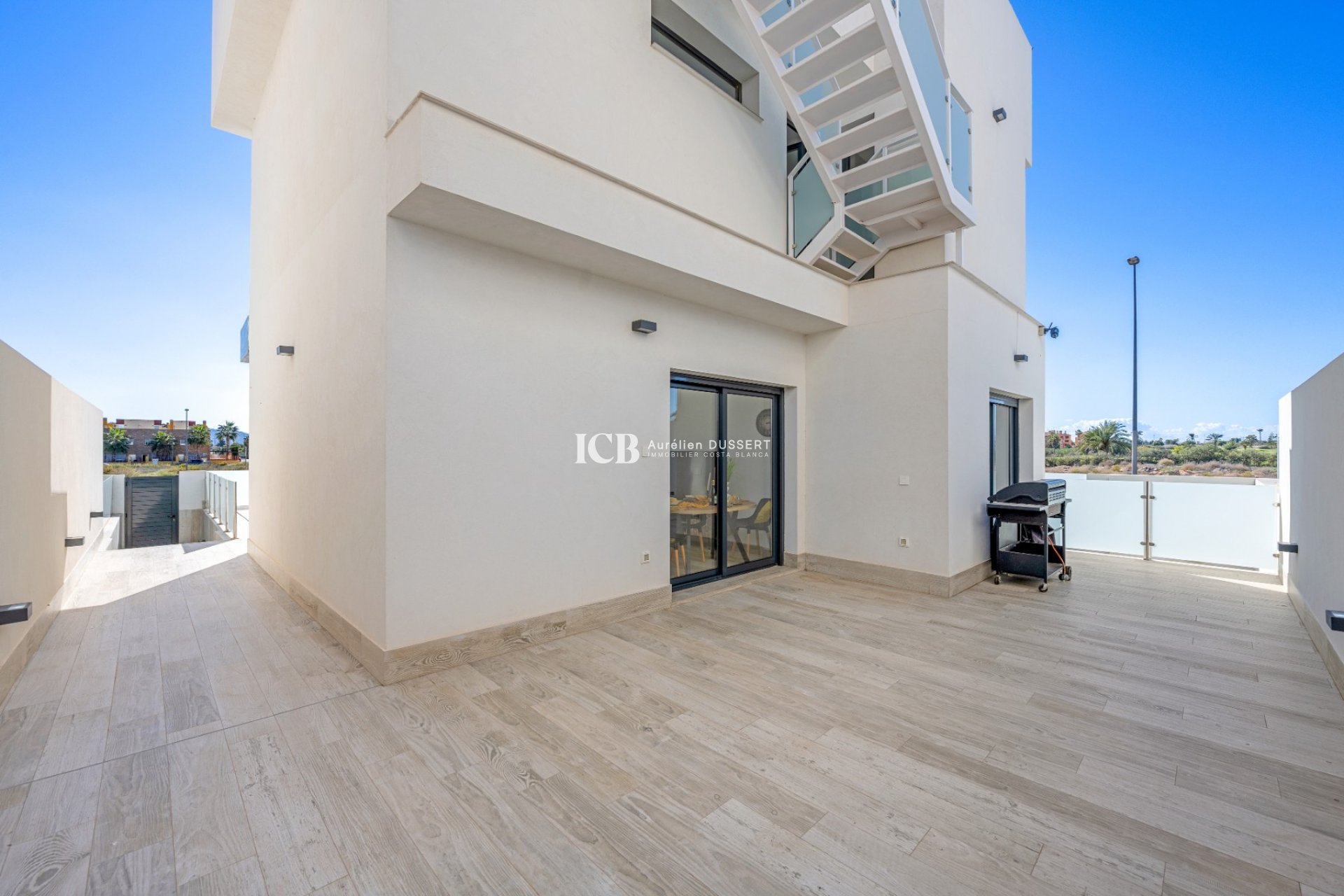 Resale - Villa -
Los Alcázares - Town