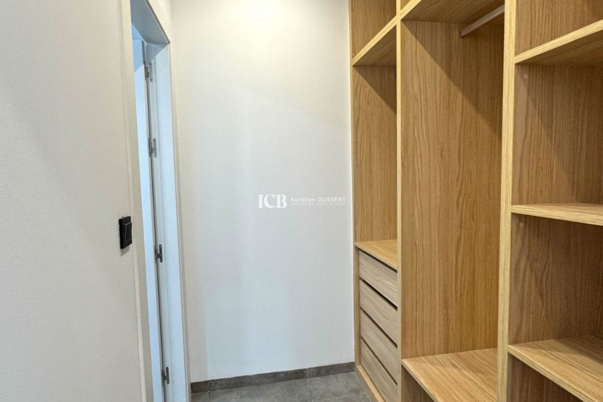 Resale - Villa -
Los Balcones - Torrevieja