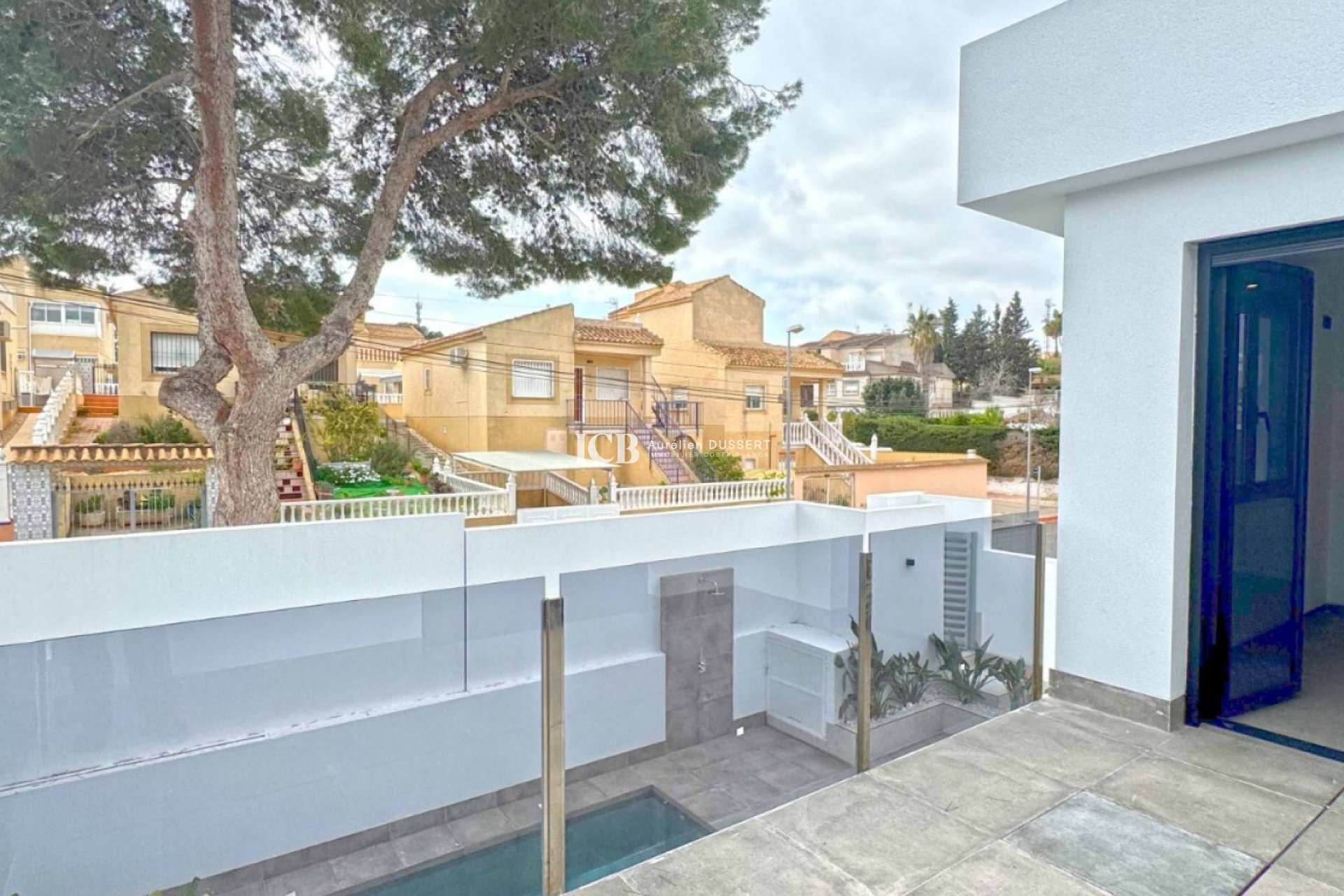 Resale - Villa -
Los Balcones - Torrevieja