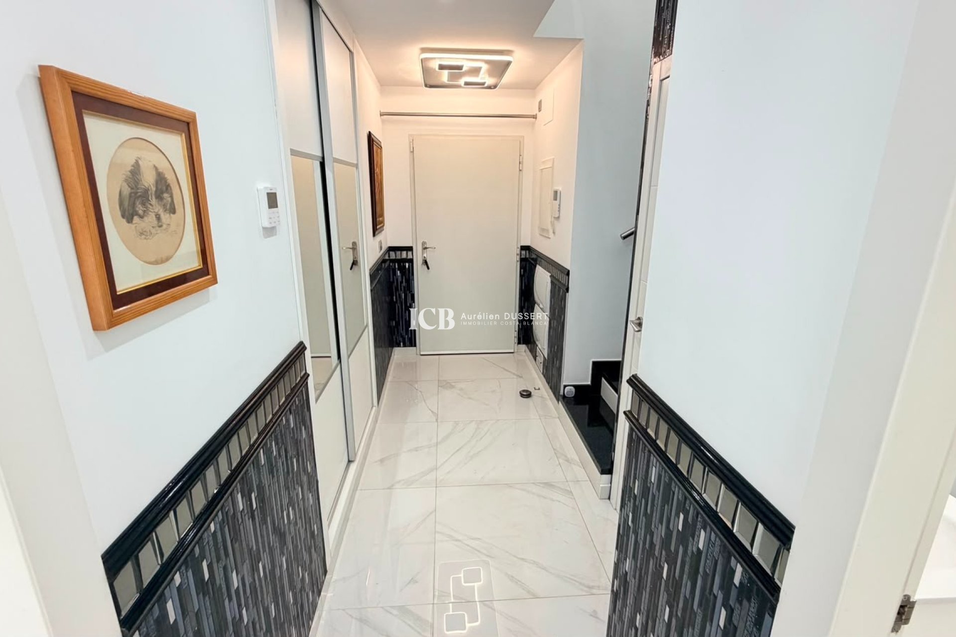 Resale - Villa -
Los Montesinos - La Herrada