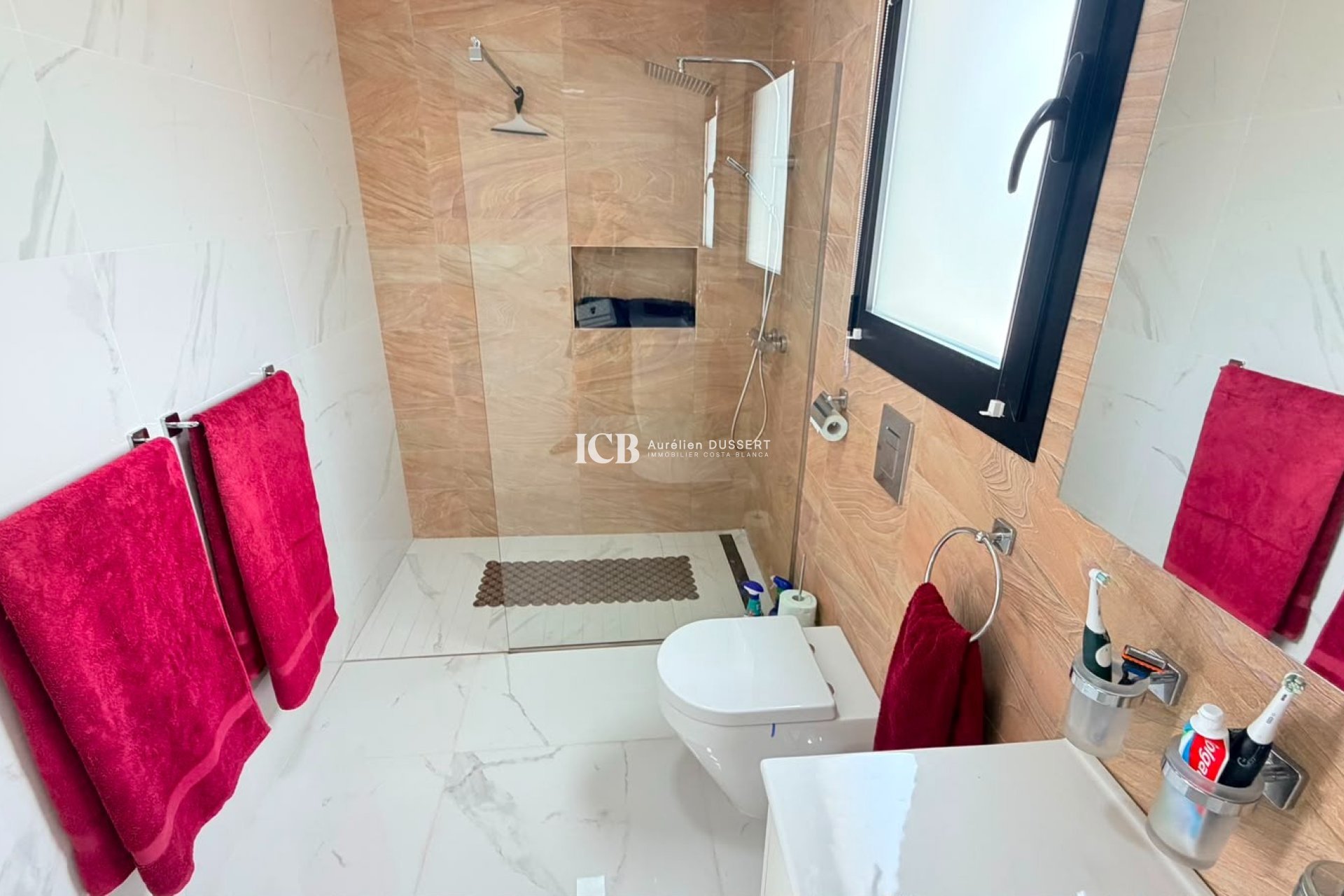 Resale - Villa -
Los Montesinos - La Herrada