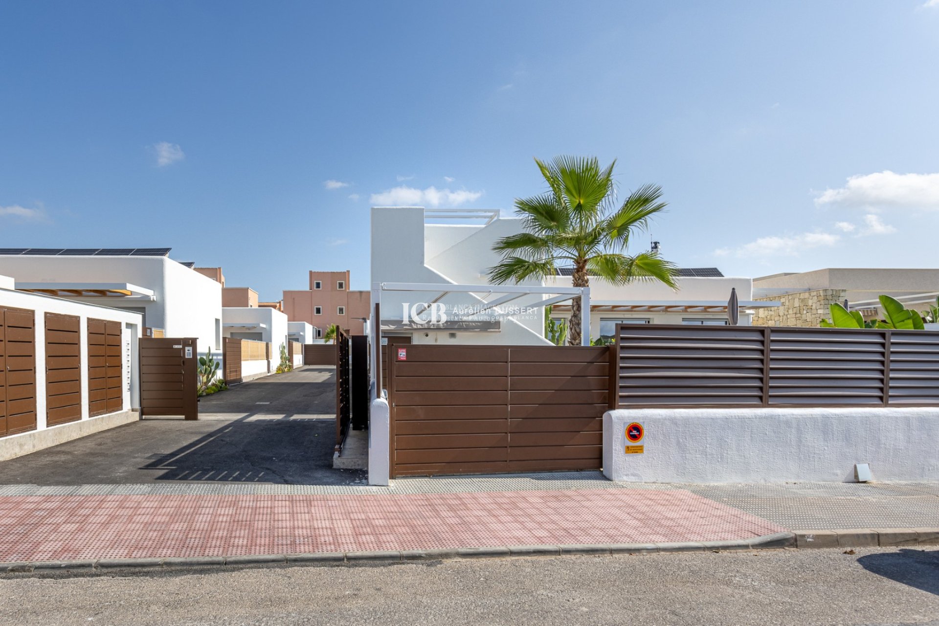 Resale - Villa -
Los Montesinos - Los Montesinos - Urb. La Herrada