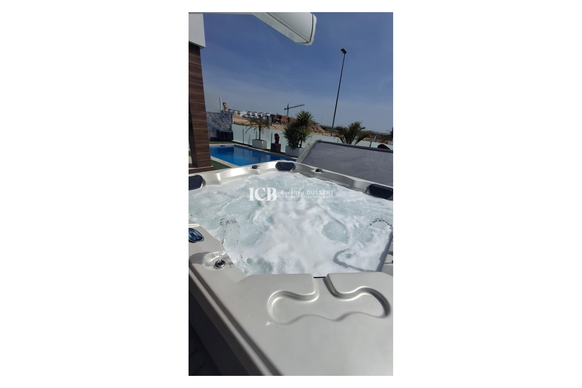 Resale - Villa -
Orihuela City - Entre Naranjos Vistabella Golf