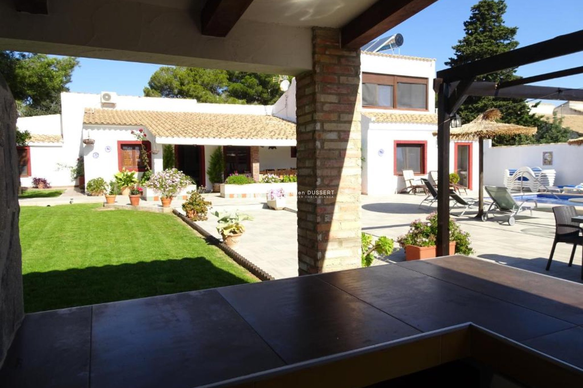 Resale - Villa -
Orihuela Costa - Cabo Roig