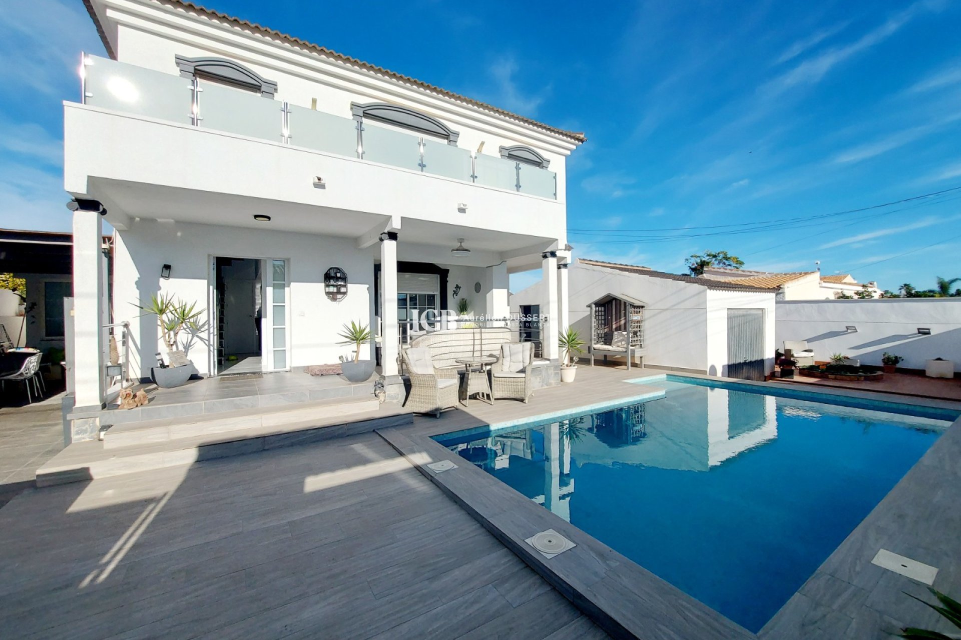 Resale - Villa -
Orihuela Costa - Cabo Roig