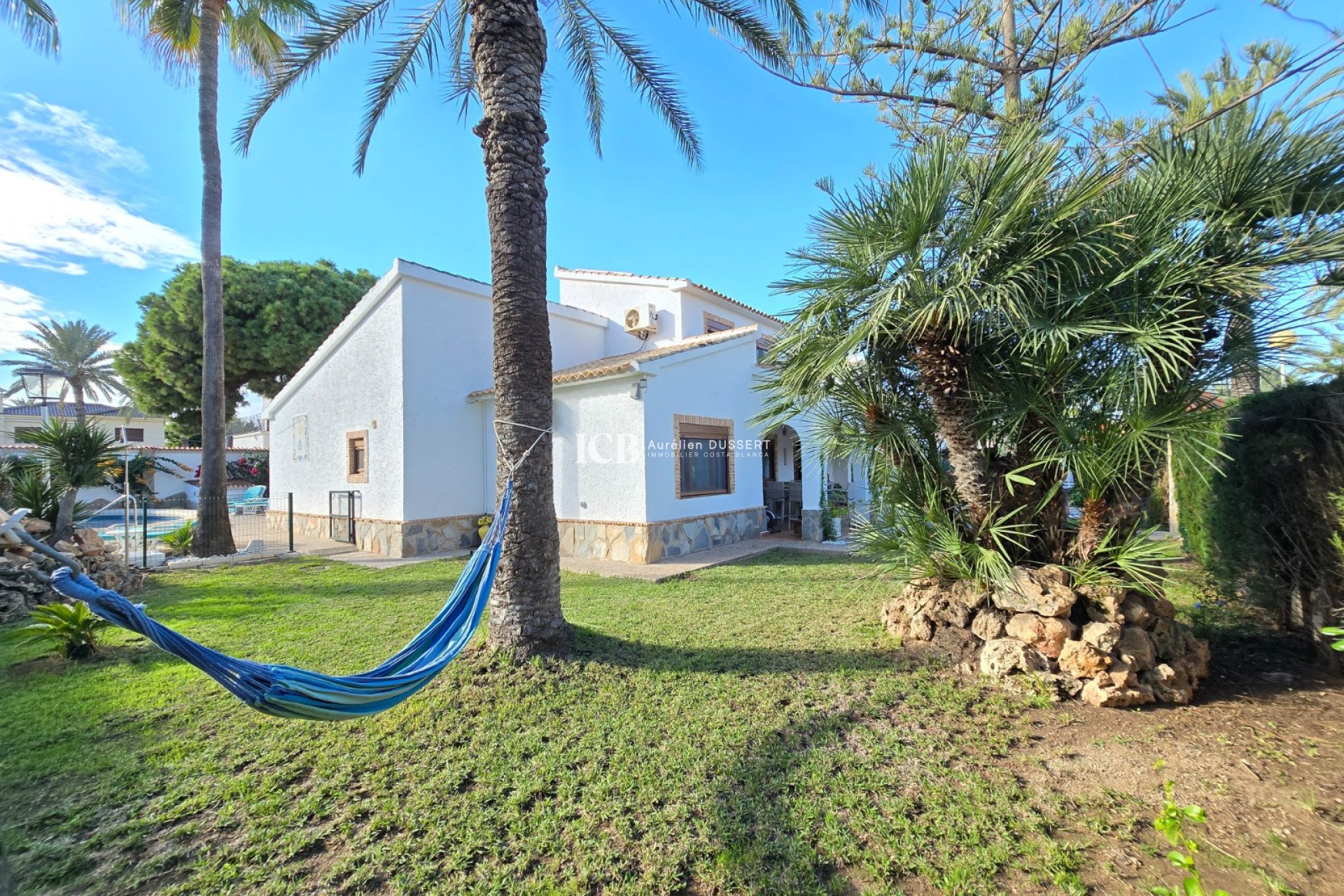 Resale - Villa * -
Orihuela Costa - Cabo Roig *