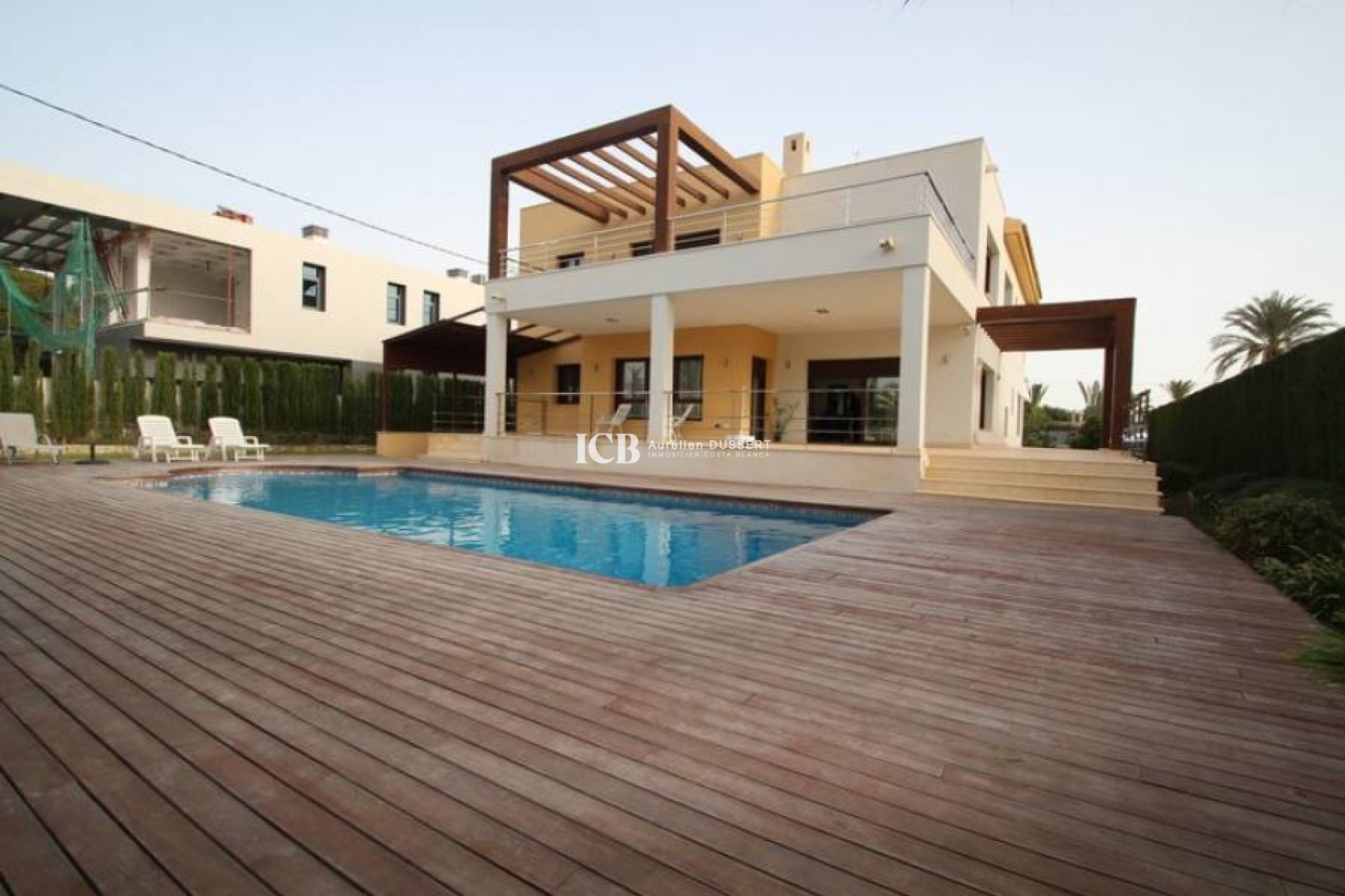 Resale - Villa -
Orihuela Costa - Cabo Roig