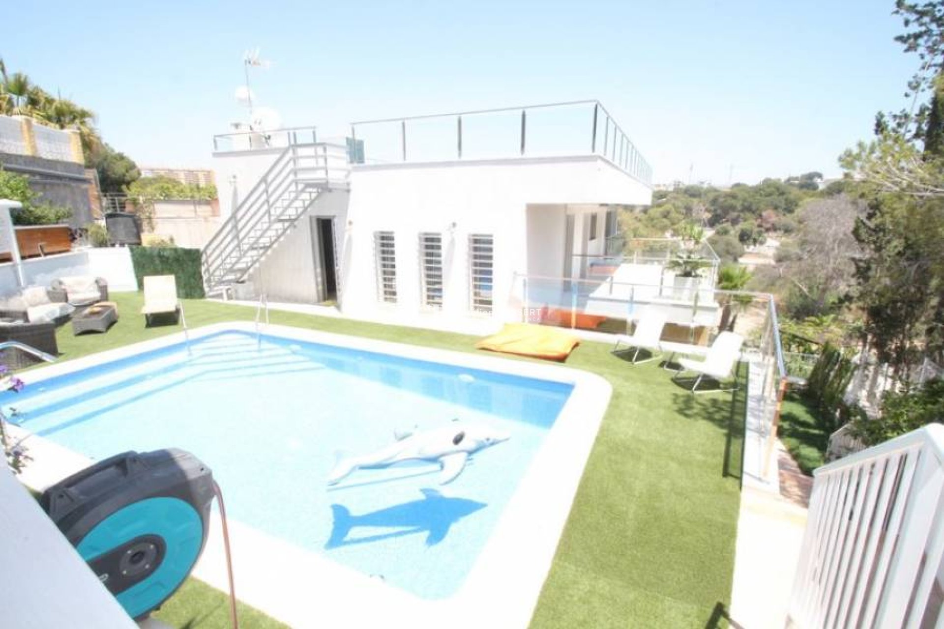 Resale - Villa -
Orihuela Costa - Campoamor