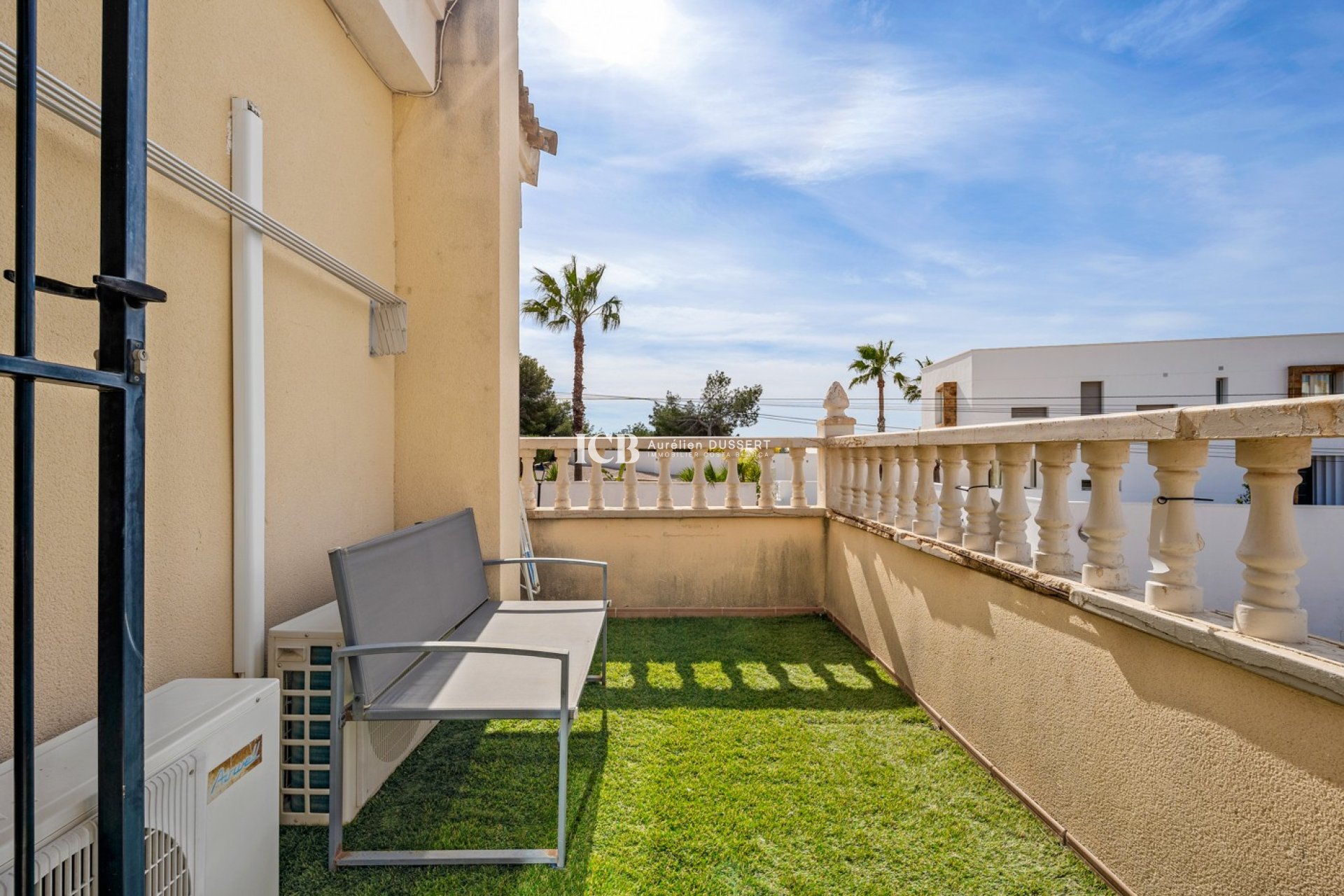 Resale - Villa -
Orihuela Costa - Castillo de Don Juan