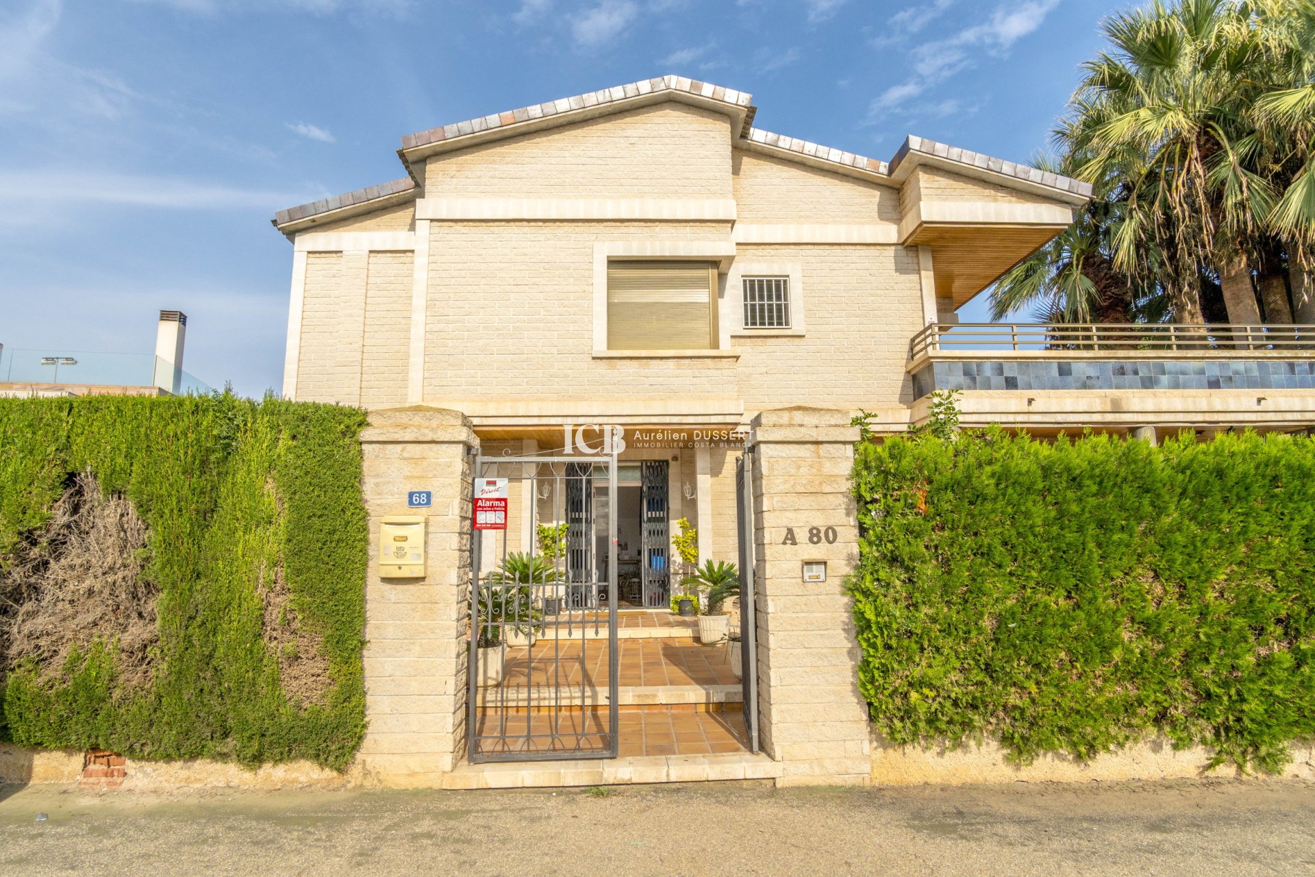 Resale - Villa -
Orihuela Costa - Dehesa de campoamor