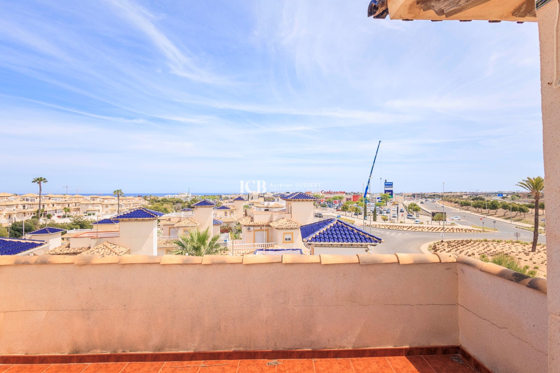 Resale - Villa -
Orihuela Costa - La Zenia