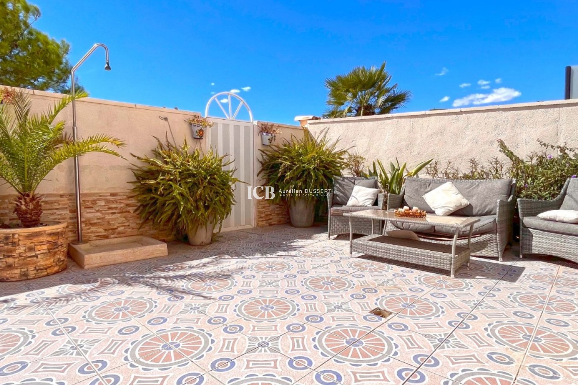 Resale - Villa -
Orihuela Costa - La Zenia