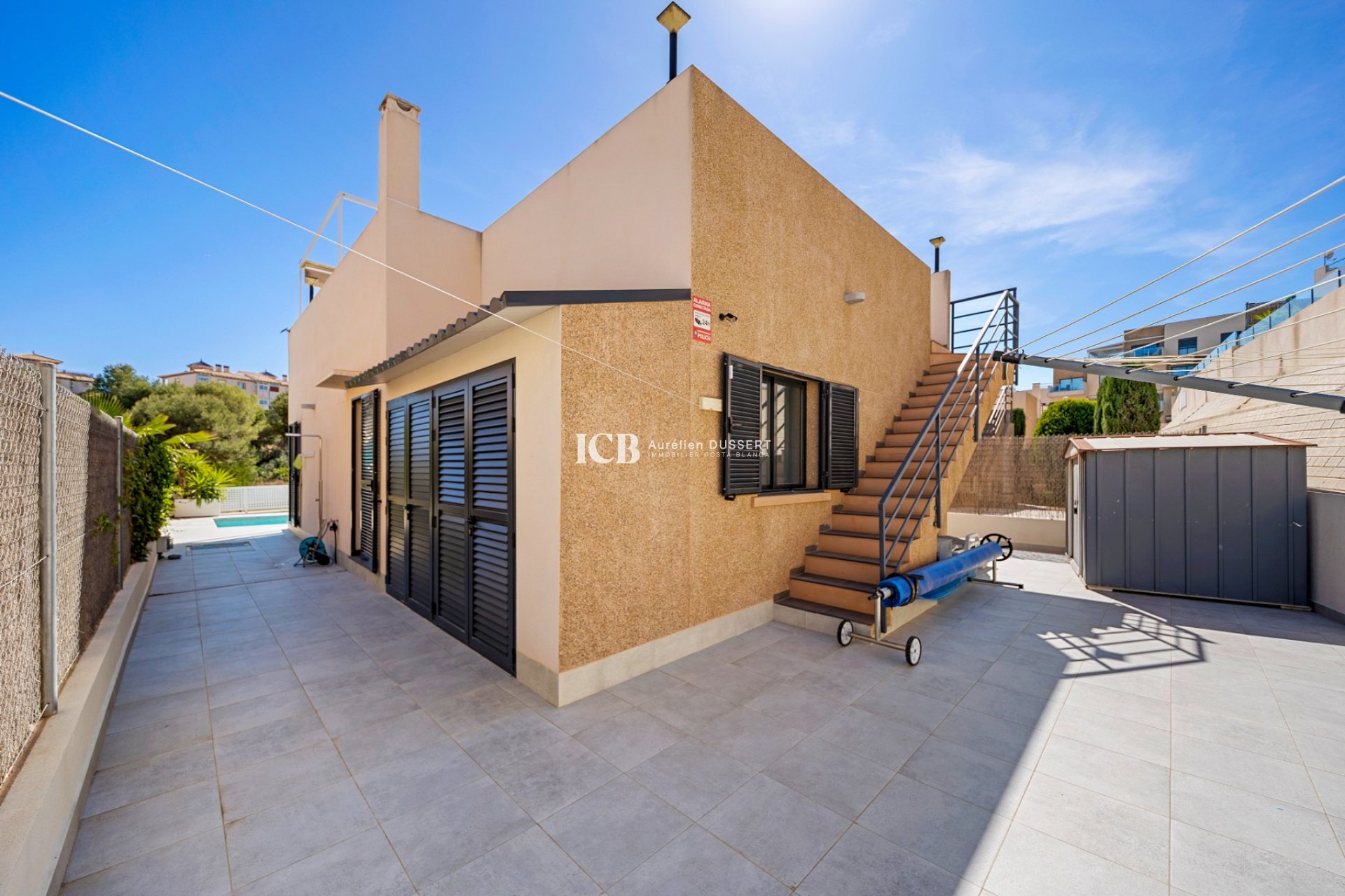 Resale - Villa -
Orihuela Costa - La Zenia