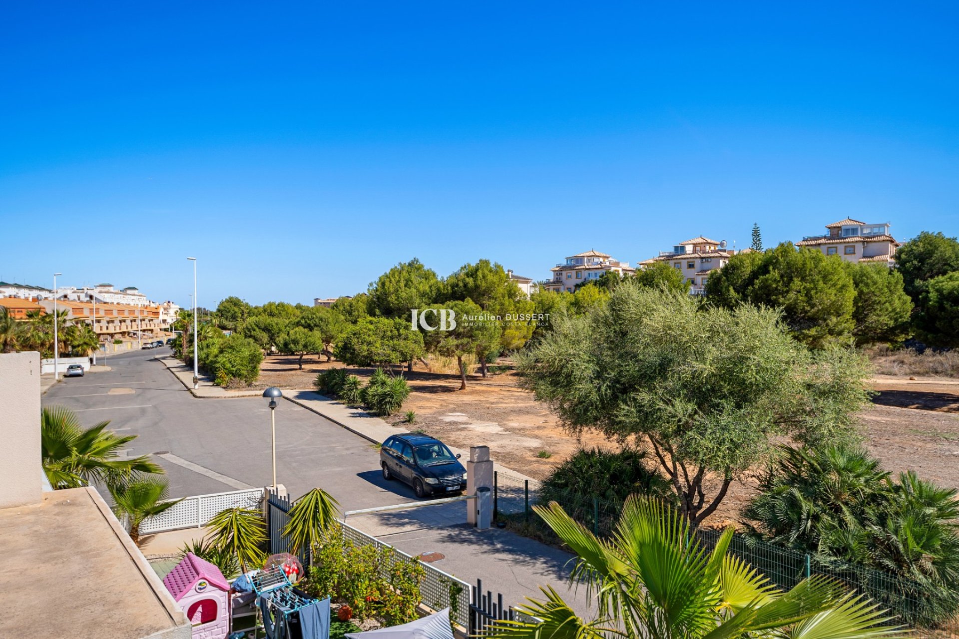 Resale - Villa -
Orihuela Costa - La Zenia