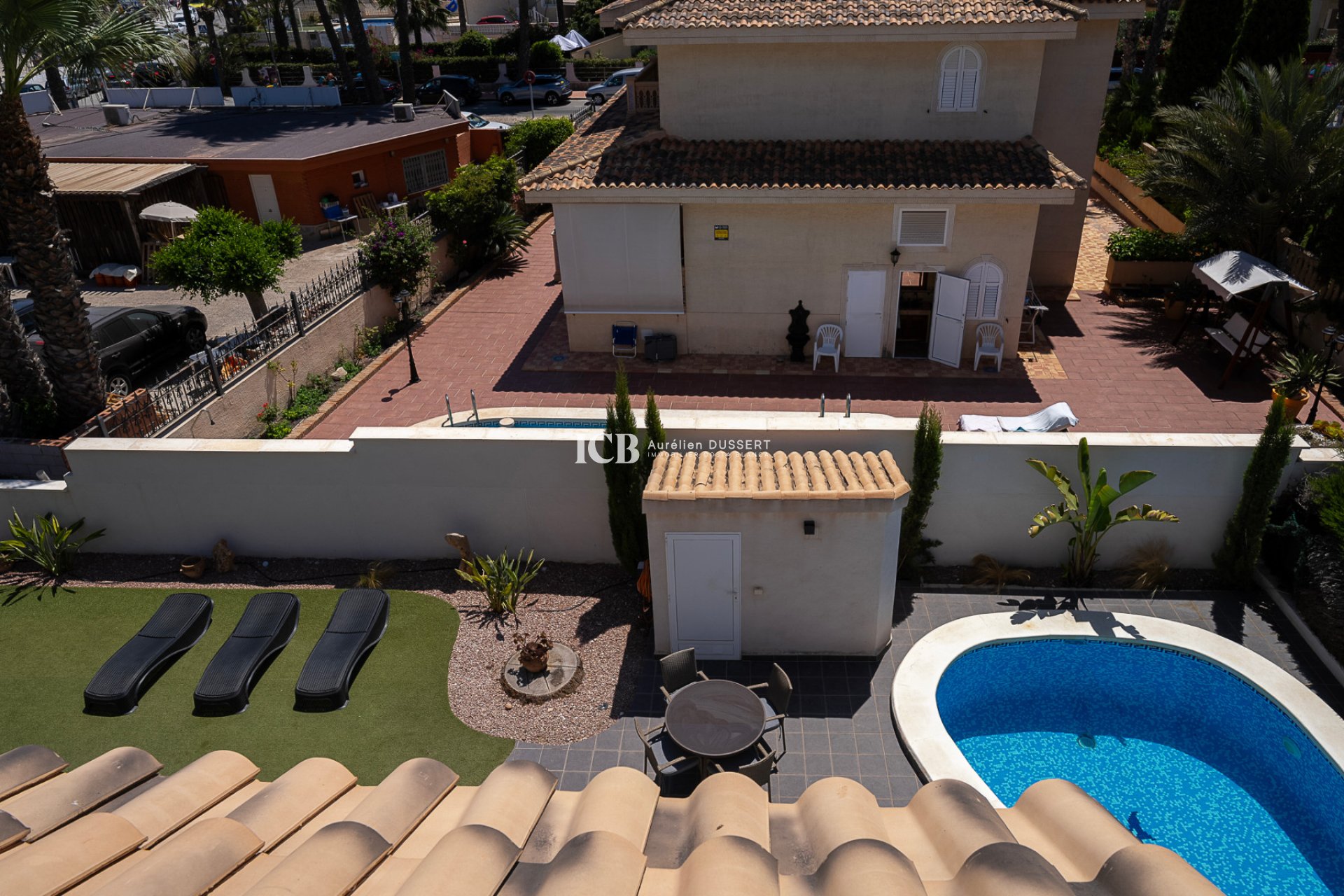 Resale - Villa -
Orihuela Costa - La Zenia