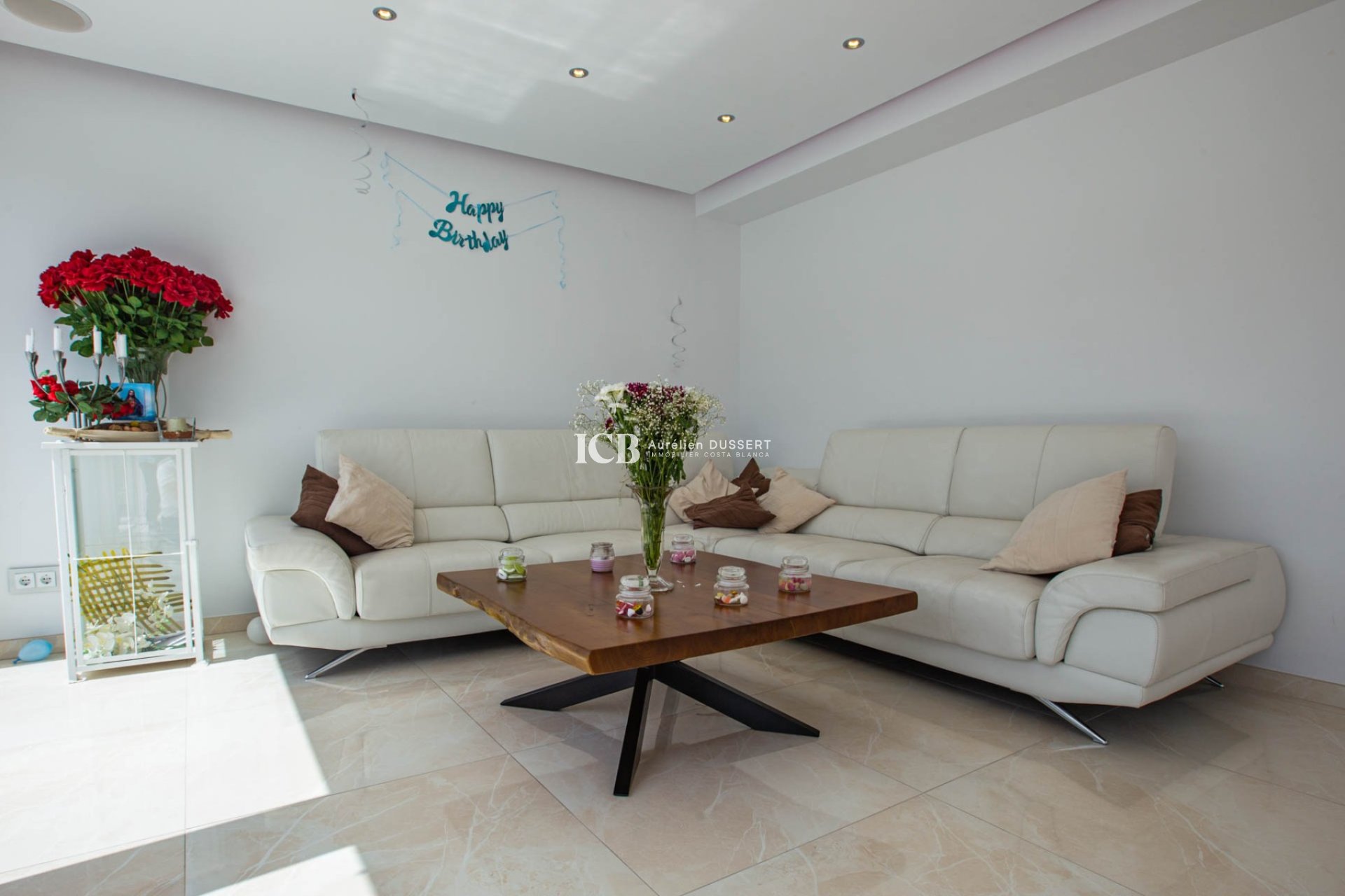 Resale - Villa -
Orihuela Costa - La Zenia