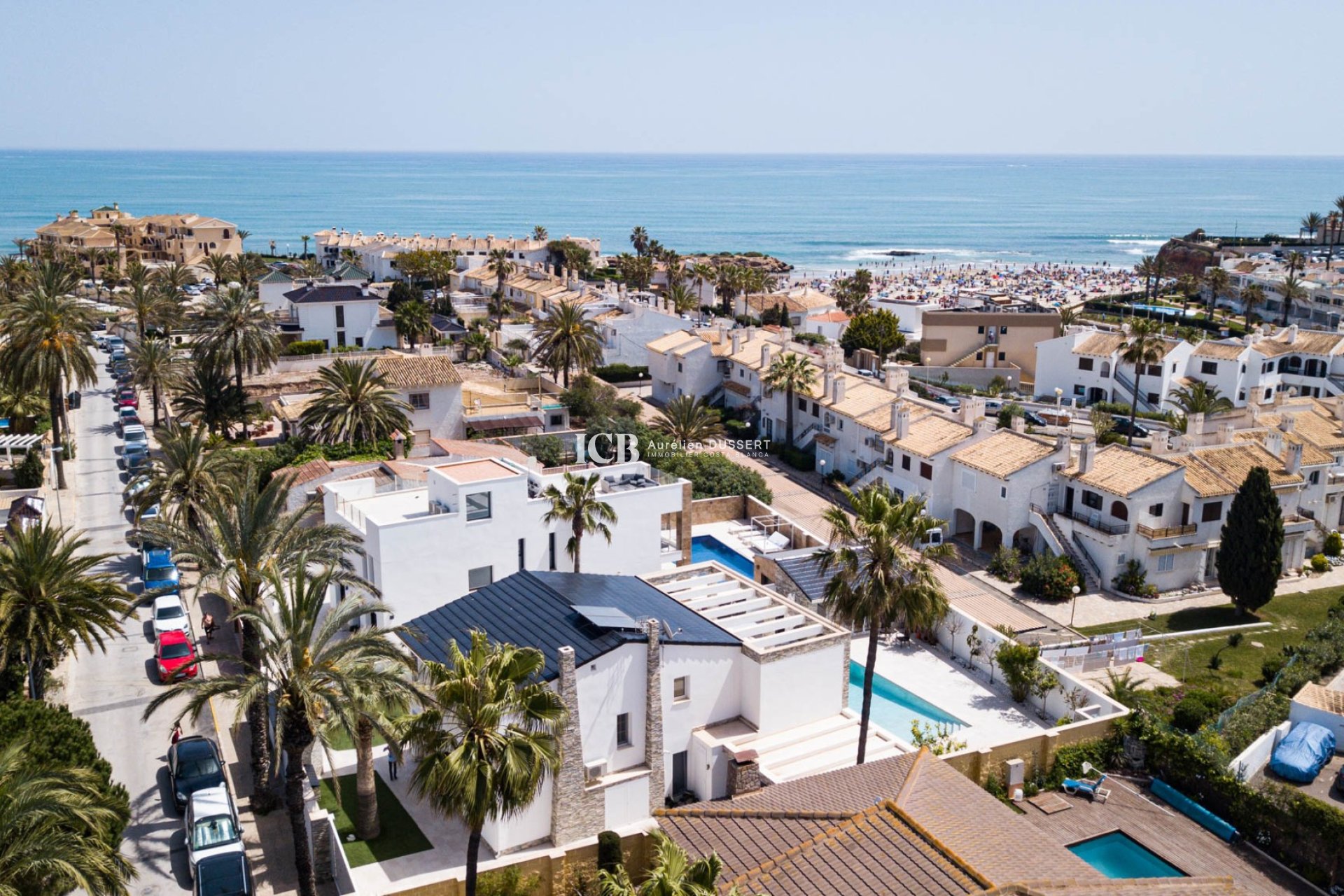 Resale - Villa -
Orihuela Costa - La Zenia