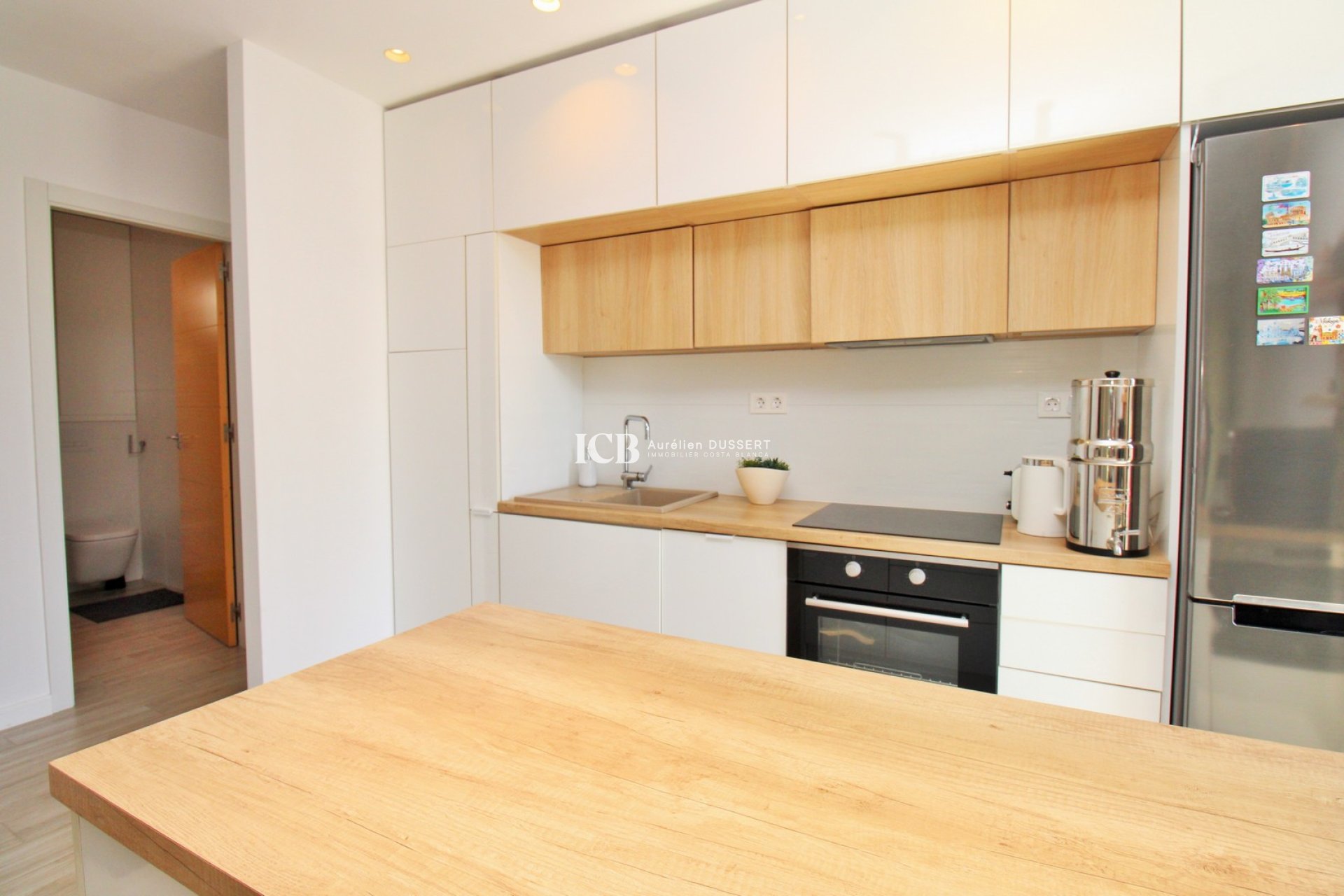 Resale - Villa -
Orihuela Costa - La Zenia