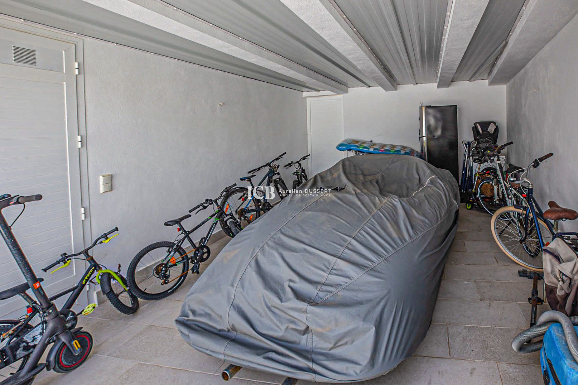 Resale - Villa -
Orihuela Costa - La Zenia