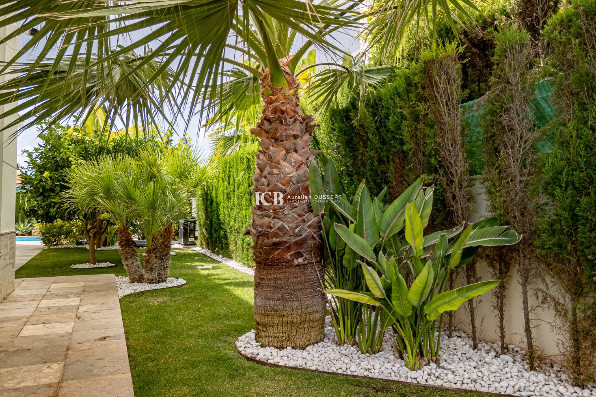 Resale - Villa -
Orihuela Costa - La Zenia