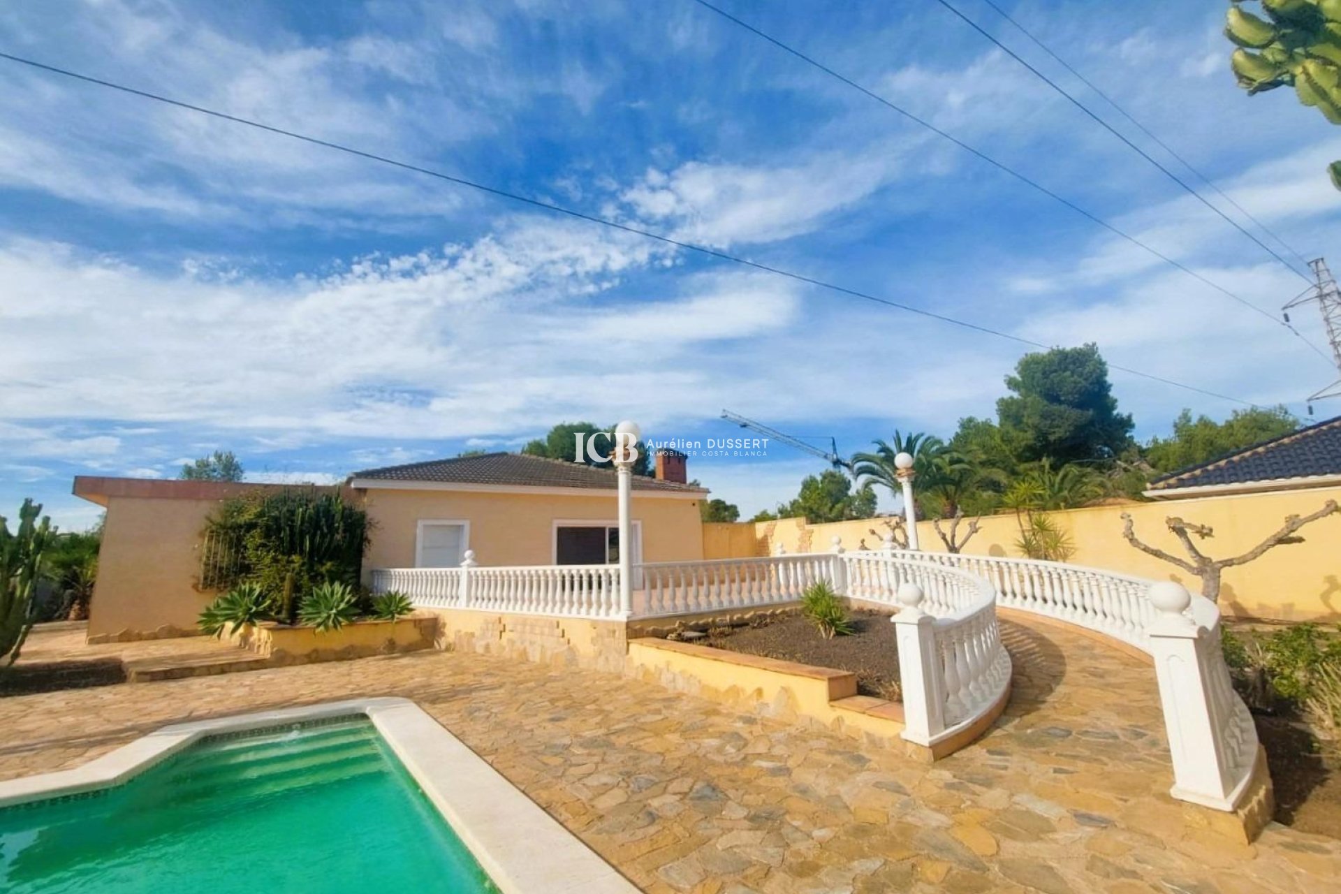 Resale - Villa -
Orihuela Costa - Las Filipinas