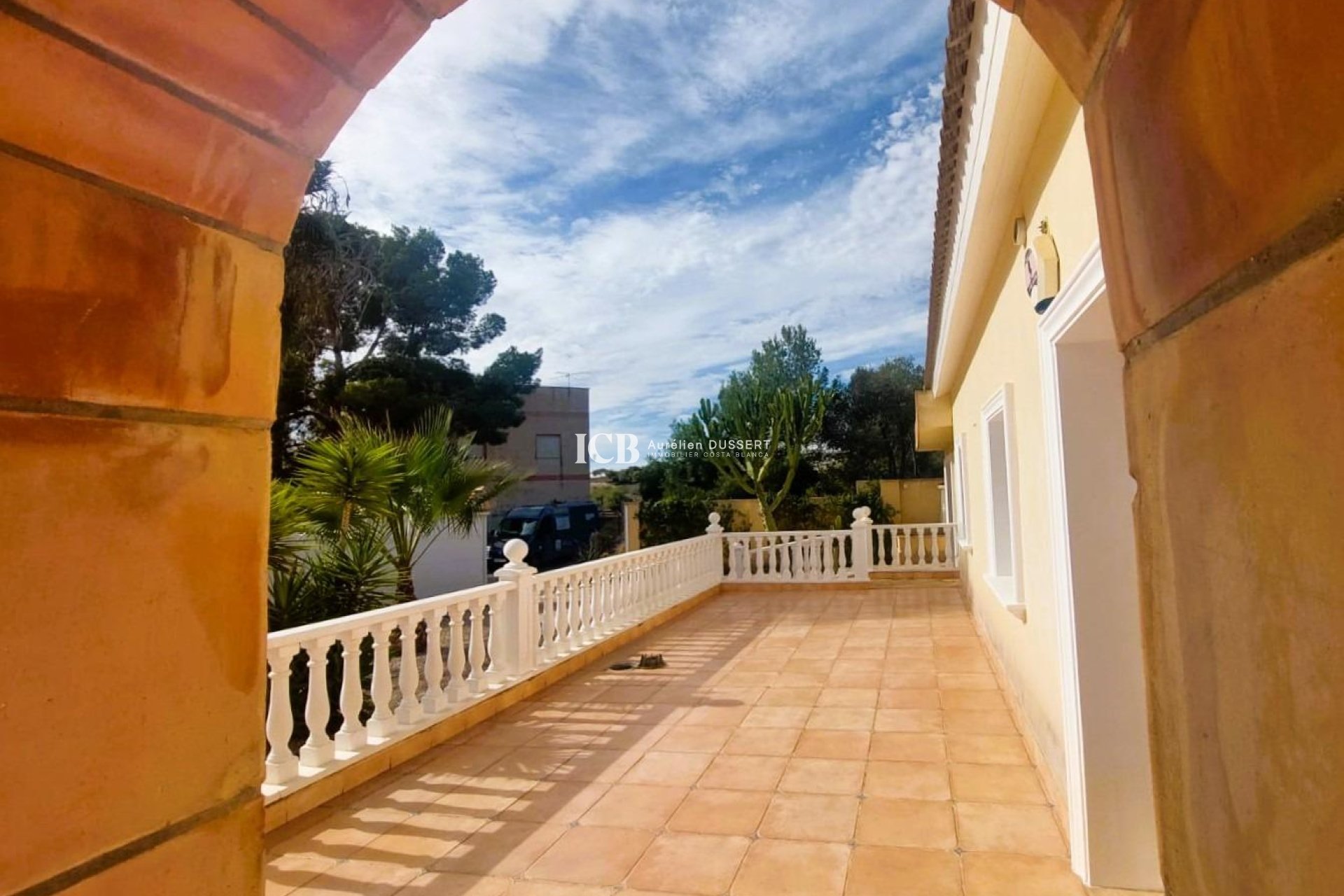 Resale - Villa -
Orihuela Costa - Las Filipinas