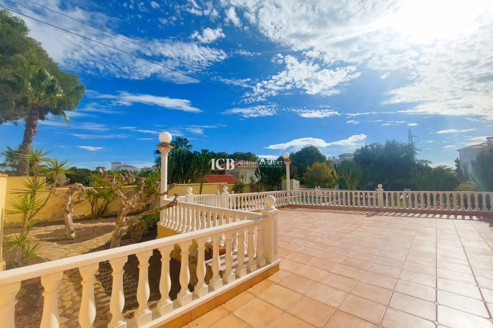 Resale - Villa -
Orihuela Costa - Las Filipinas