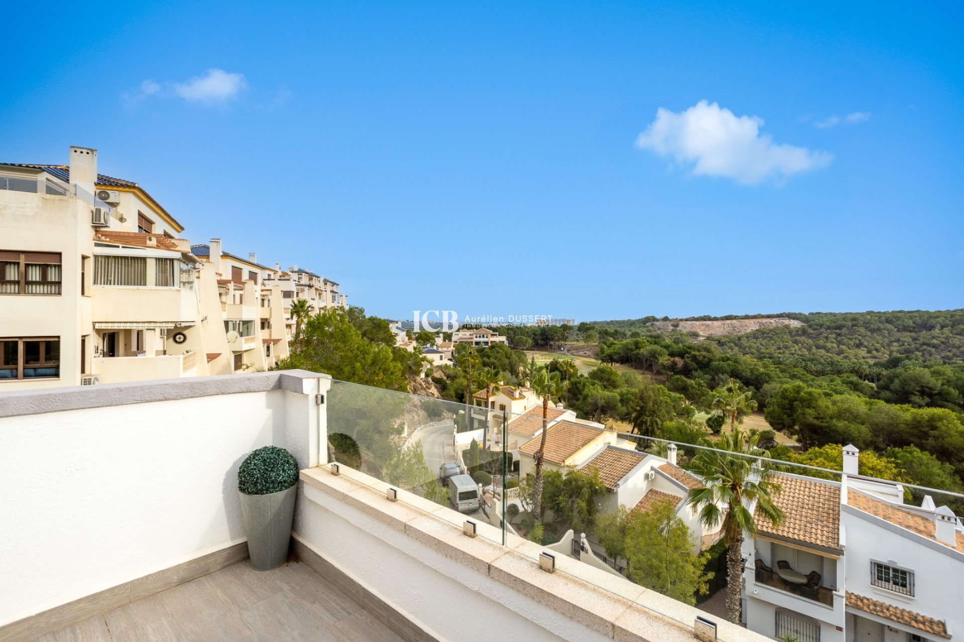 Resale - Villa -
Orihuela Costa - Las Ramblas Golf