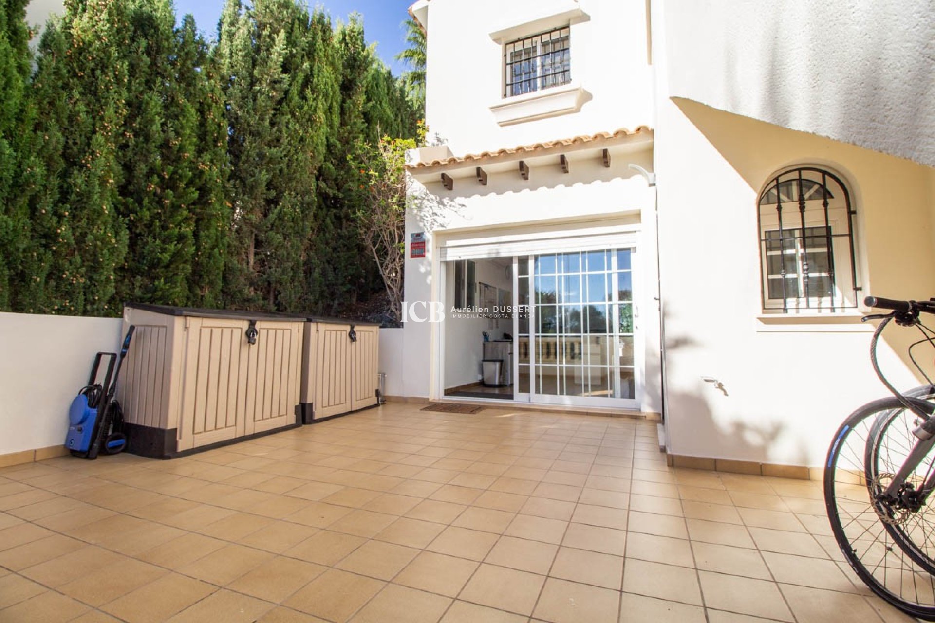 Resale - Villa -
Orihuela Costa - Las Ramblas Golf