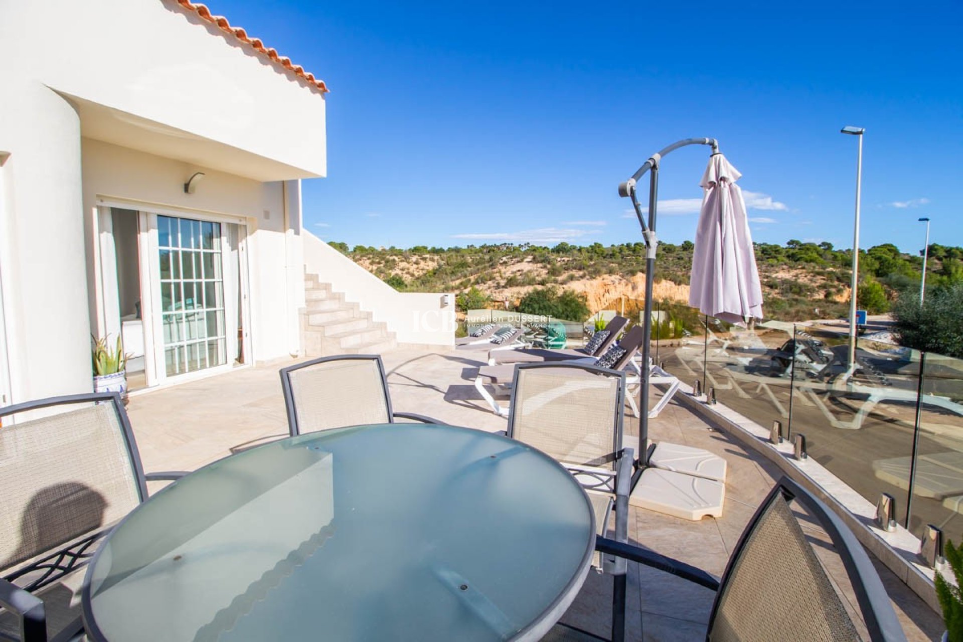 Resale - Villa -
Orihuela Costa - Las Ramblas Golf