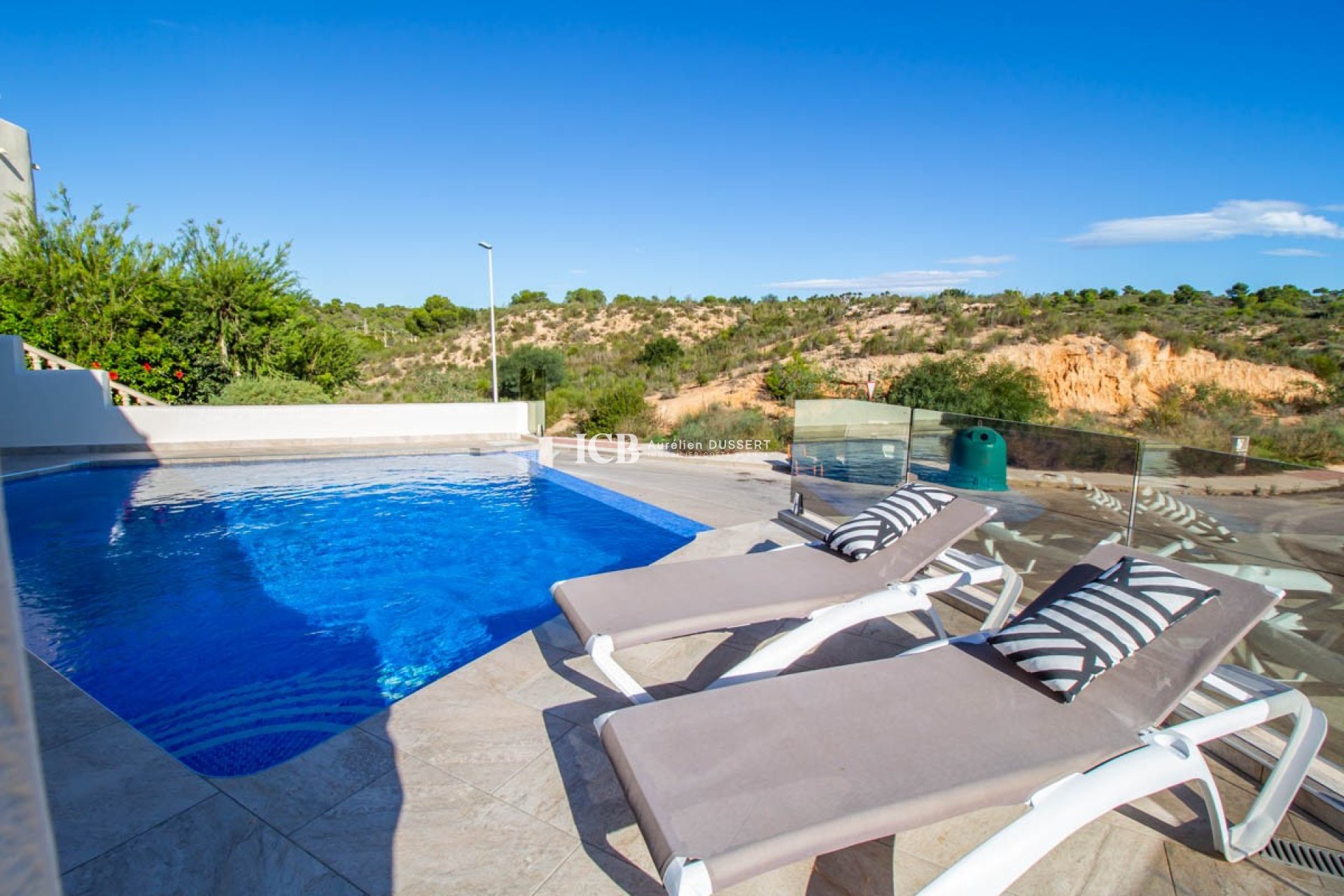 Resale - Villa -
Orihuela Costa - Las Ramblas Golf