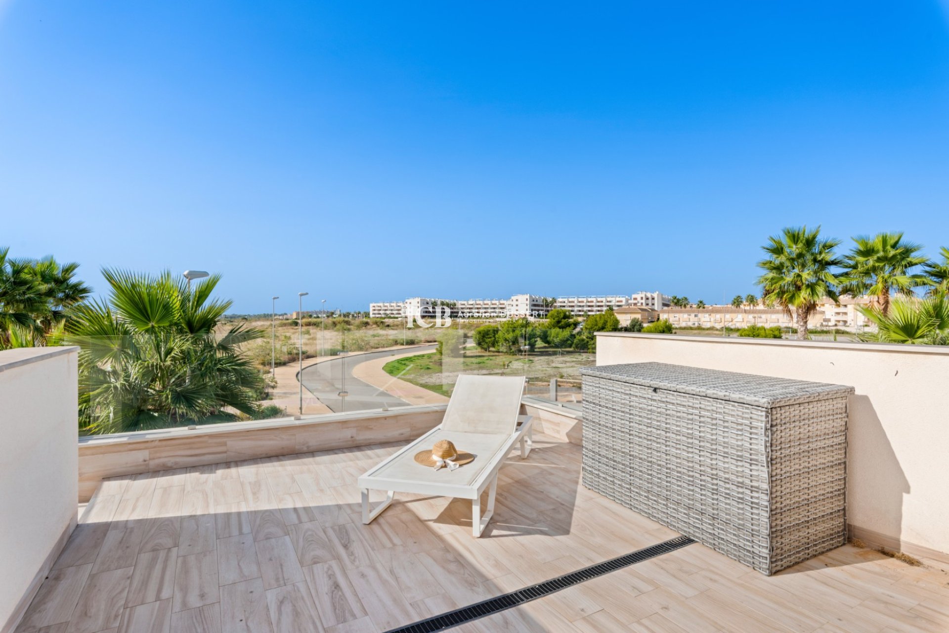 Resale - Villa -
Orihuela Costa - Lomas de Cabo Roig