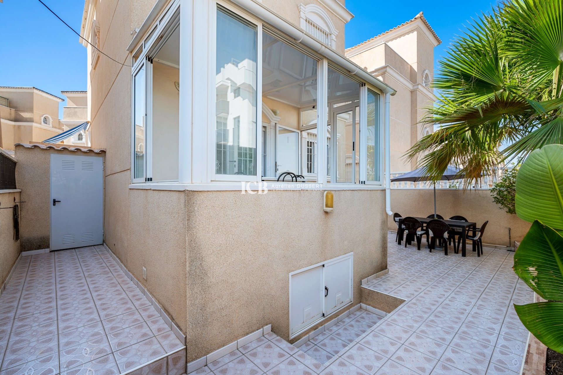 Resale - Villa -
Orihuela Costa - Los Balcones - Los Altos del Edén