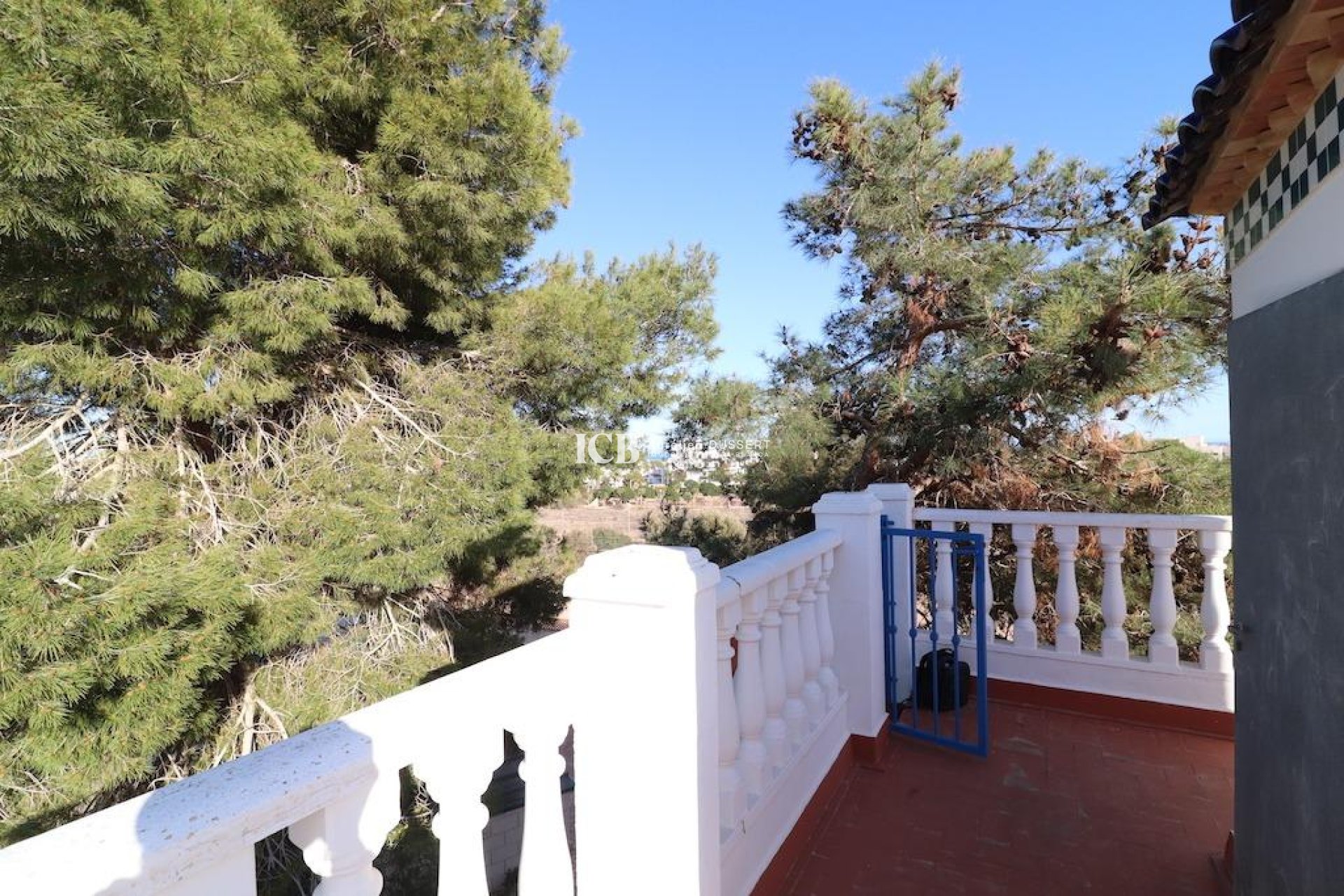 Resale - Villa -
Orihuela Costa - Los Dolses