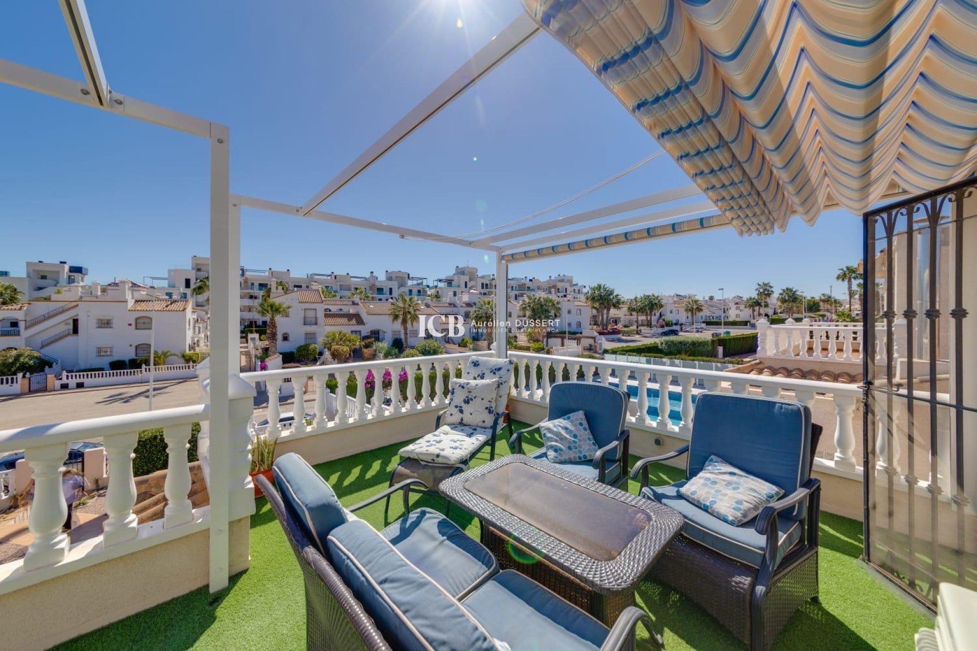 Resale - Villa -
Orihuela Costa - Los Dolses