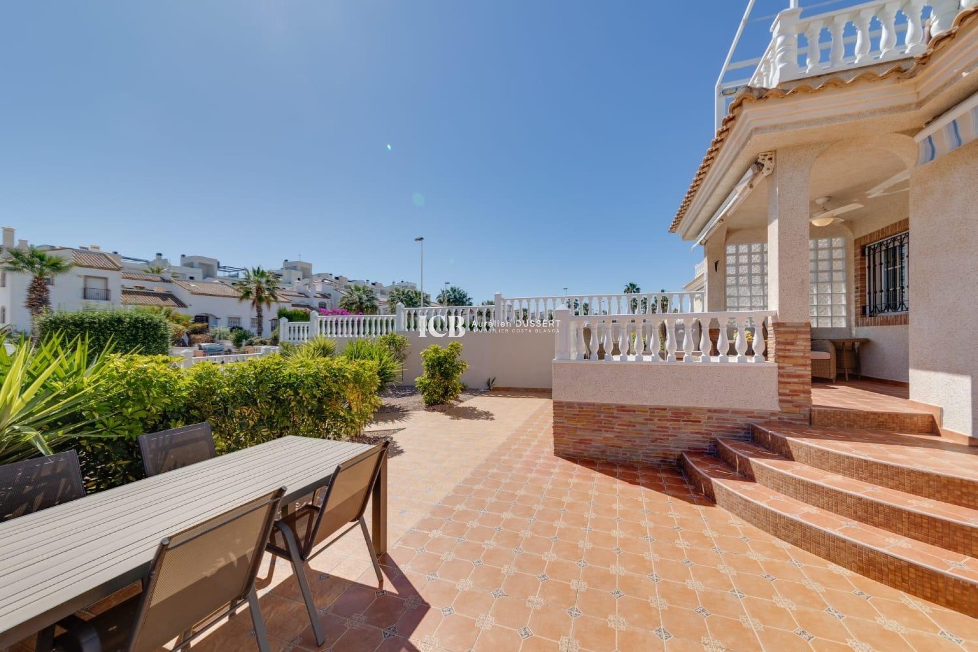 Resale - Villa -
Orihuela Costa - Los Dolses